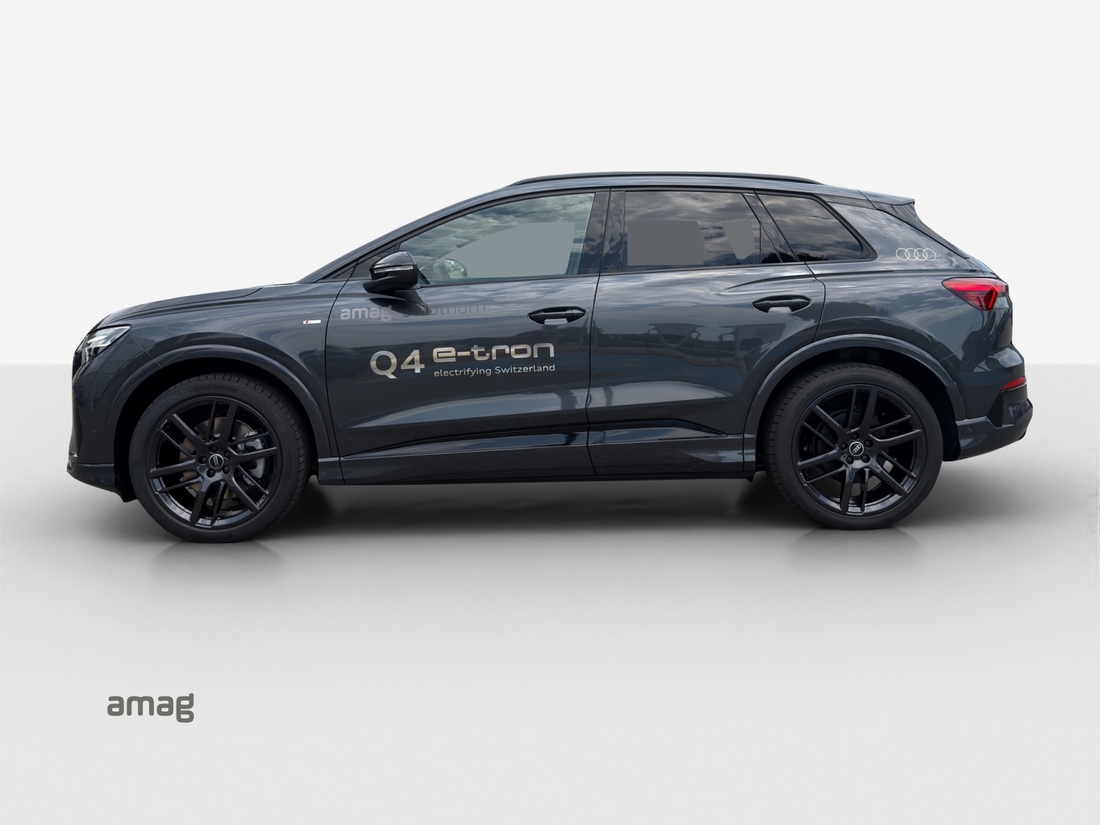 AUDI Q4 e-tron SUV quattro performance-image-1