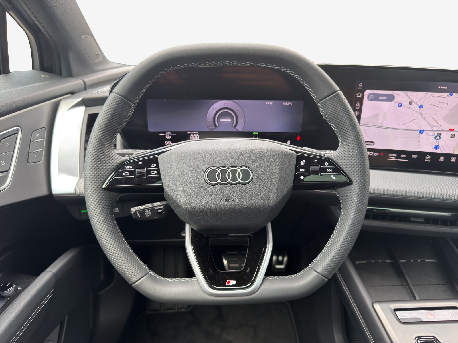 AUDI Q4 e-tron SUV quattro performance-image-9