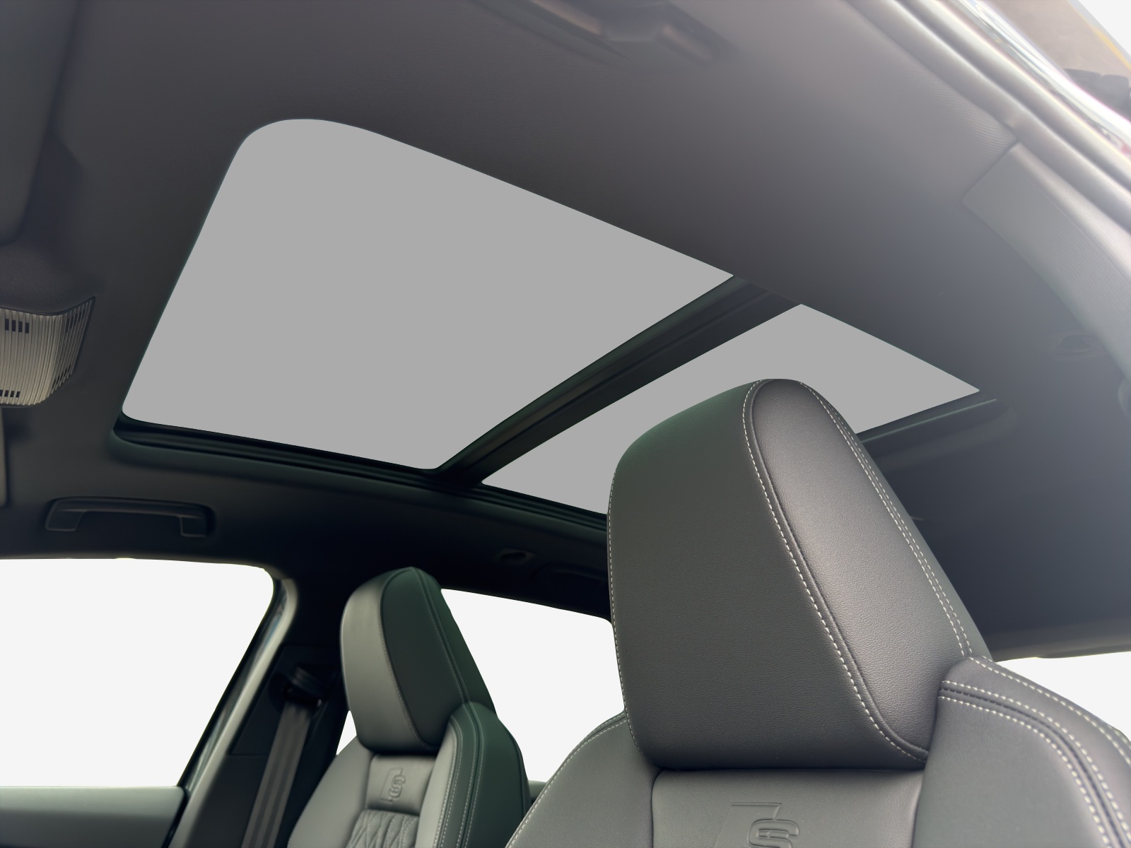 AUDI Q4 e-tron SUV quattro performance-image-14