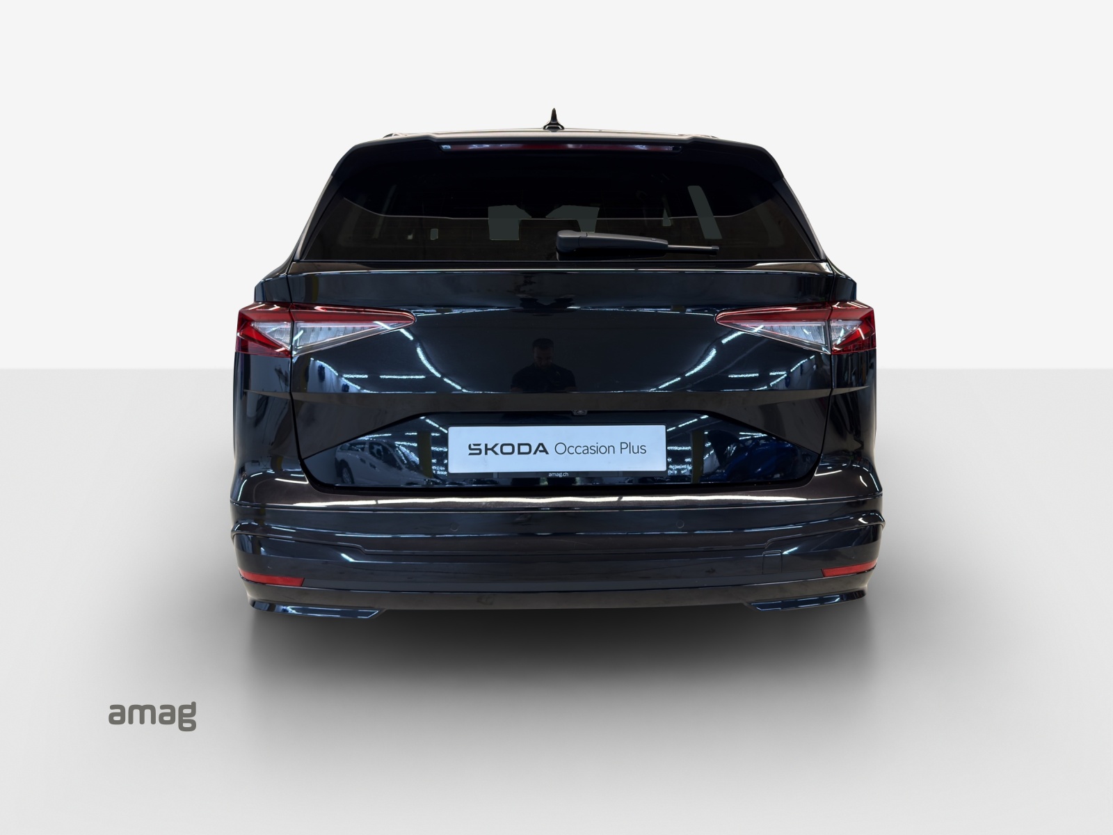 AUDI Q3 35 TFSI S line Attraction S-tronic-image-3