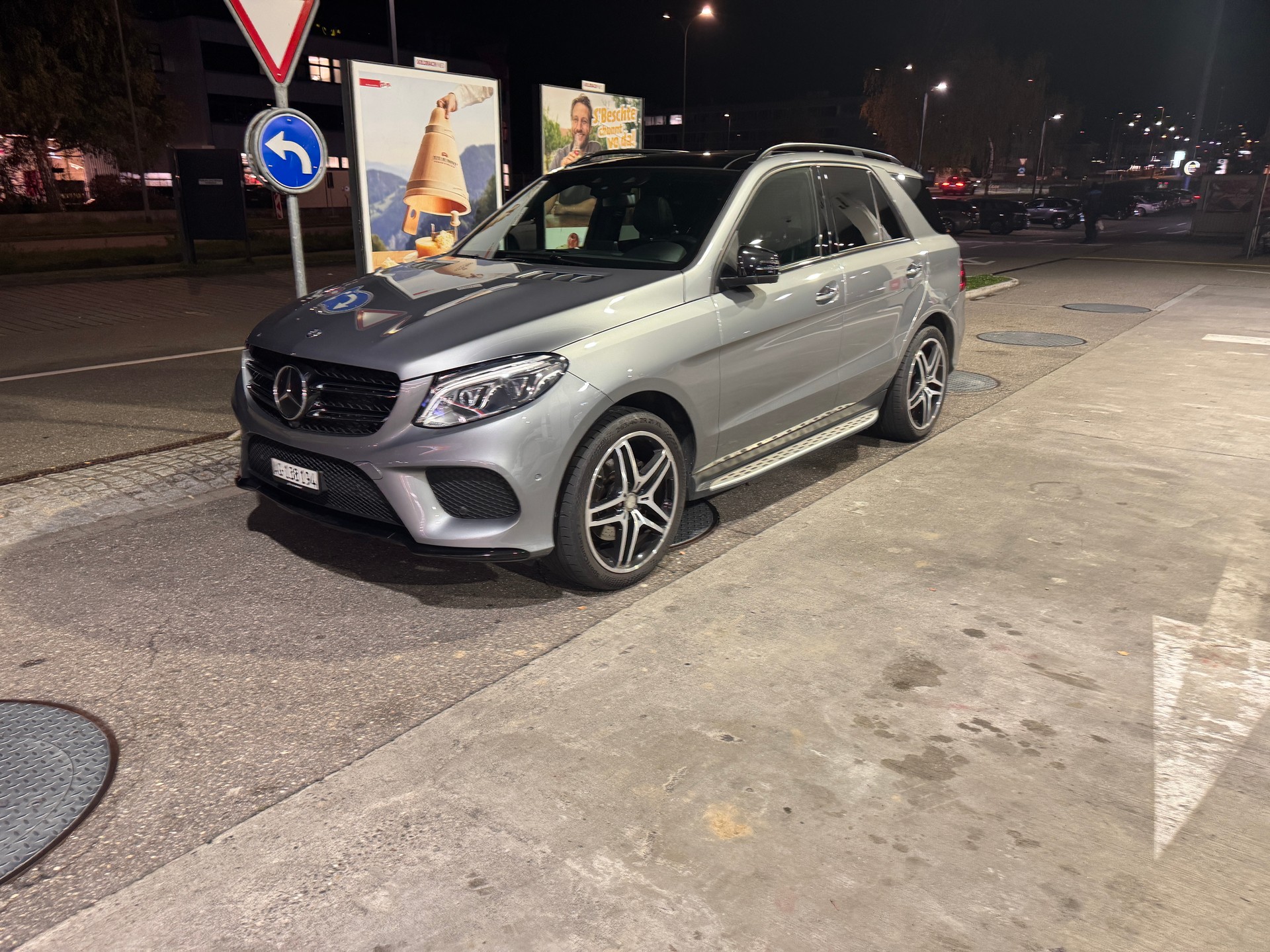 MERCEDES-BENZ GLE 350 d-image-2