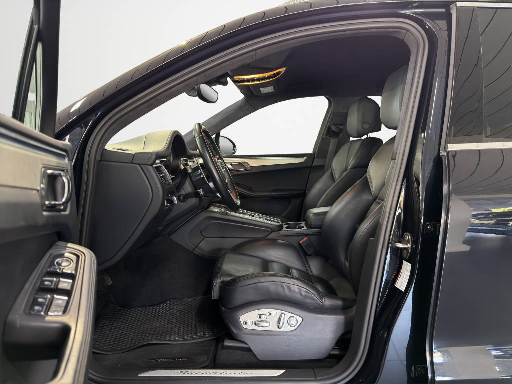 PORSCHE Macan 3.6 V6 Turbo-image-8