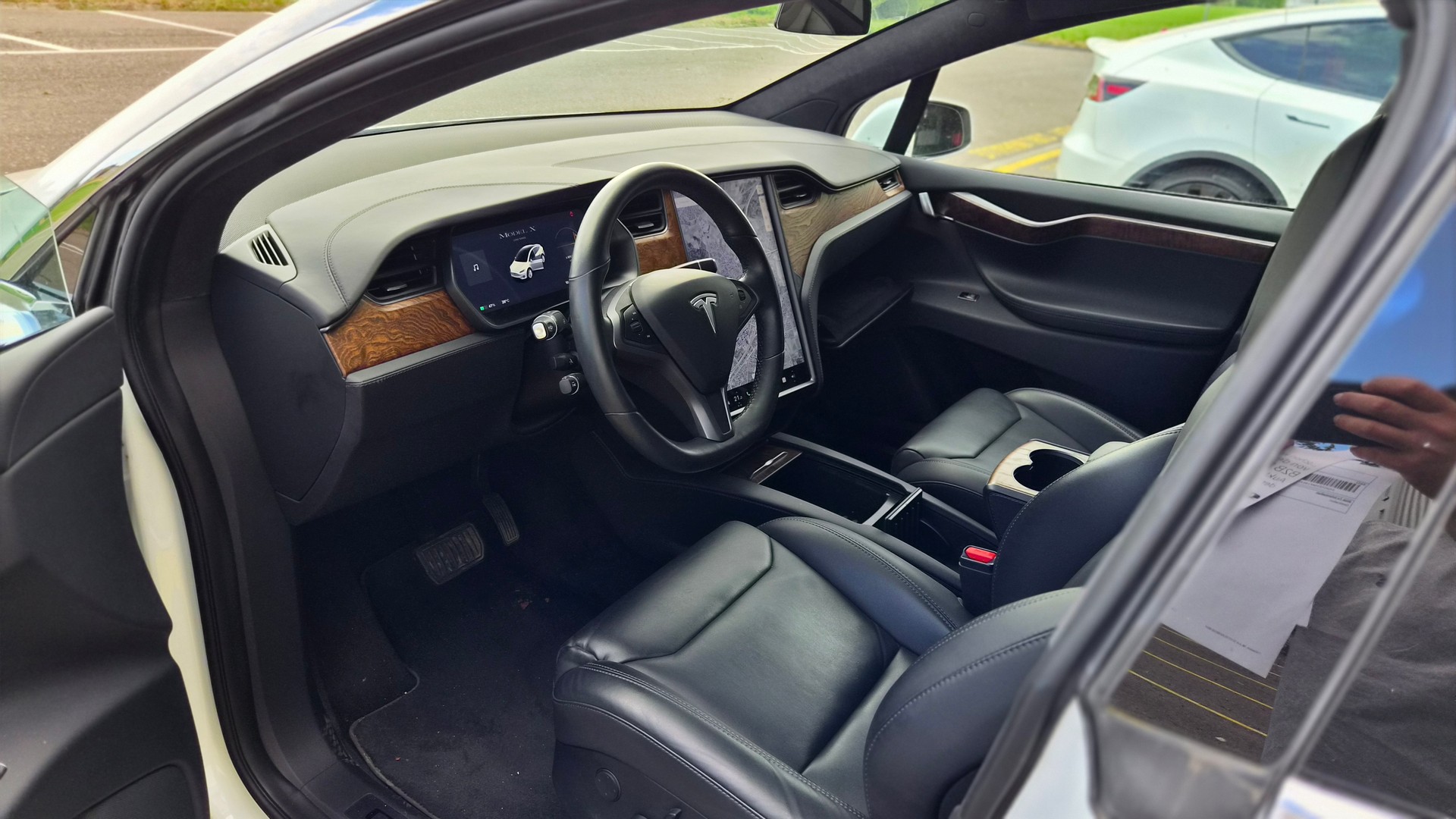 TESLA Model X Long-Range "Raven"-image-3