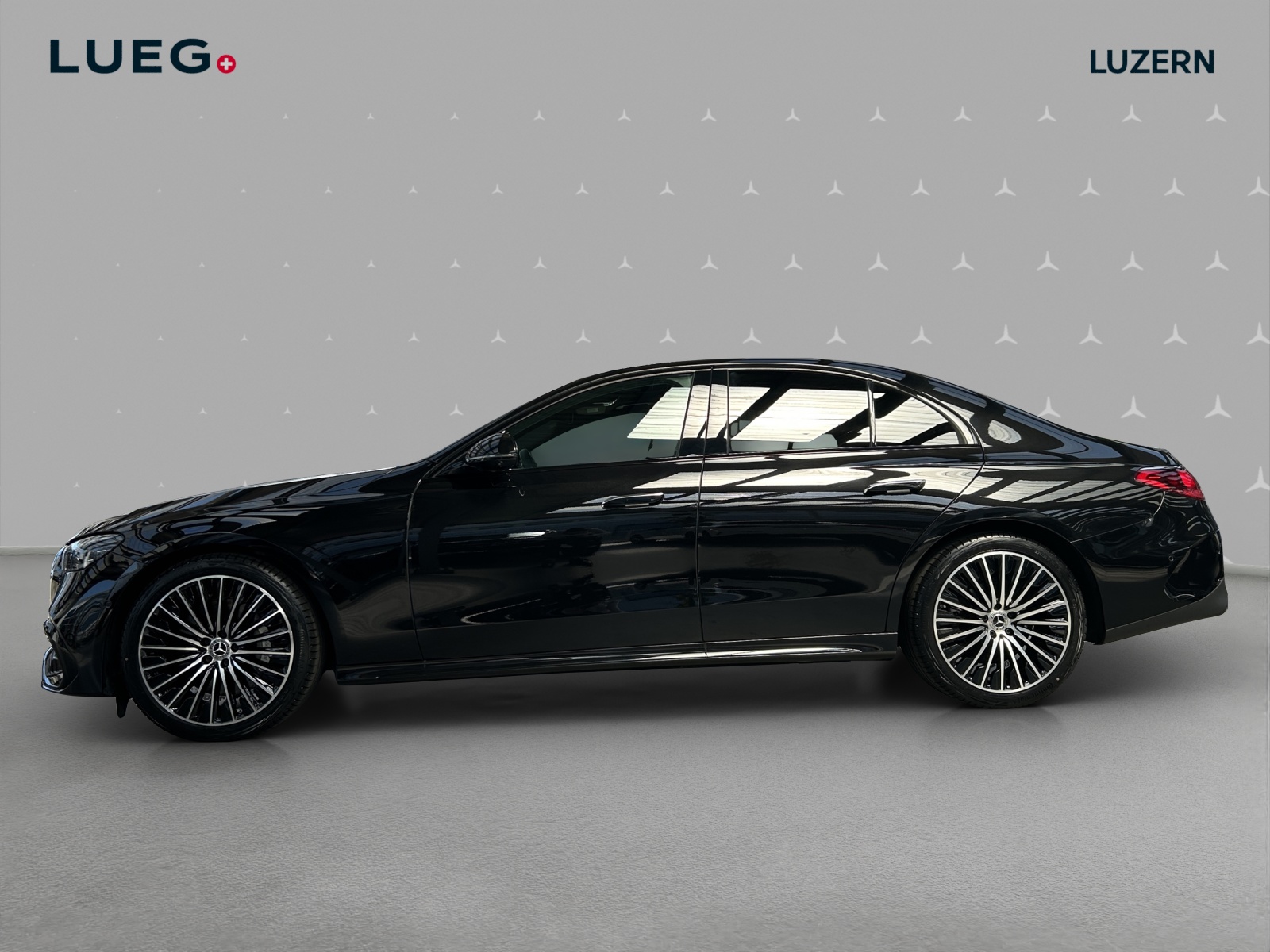 MERCEDES-BENZ E 220 d 4Matic 9G-Tronic-image-1