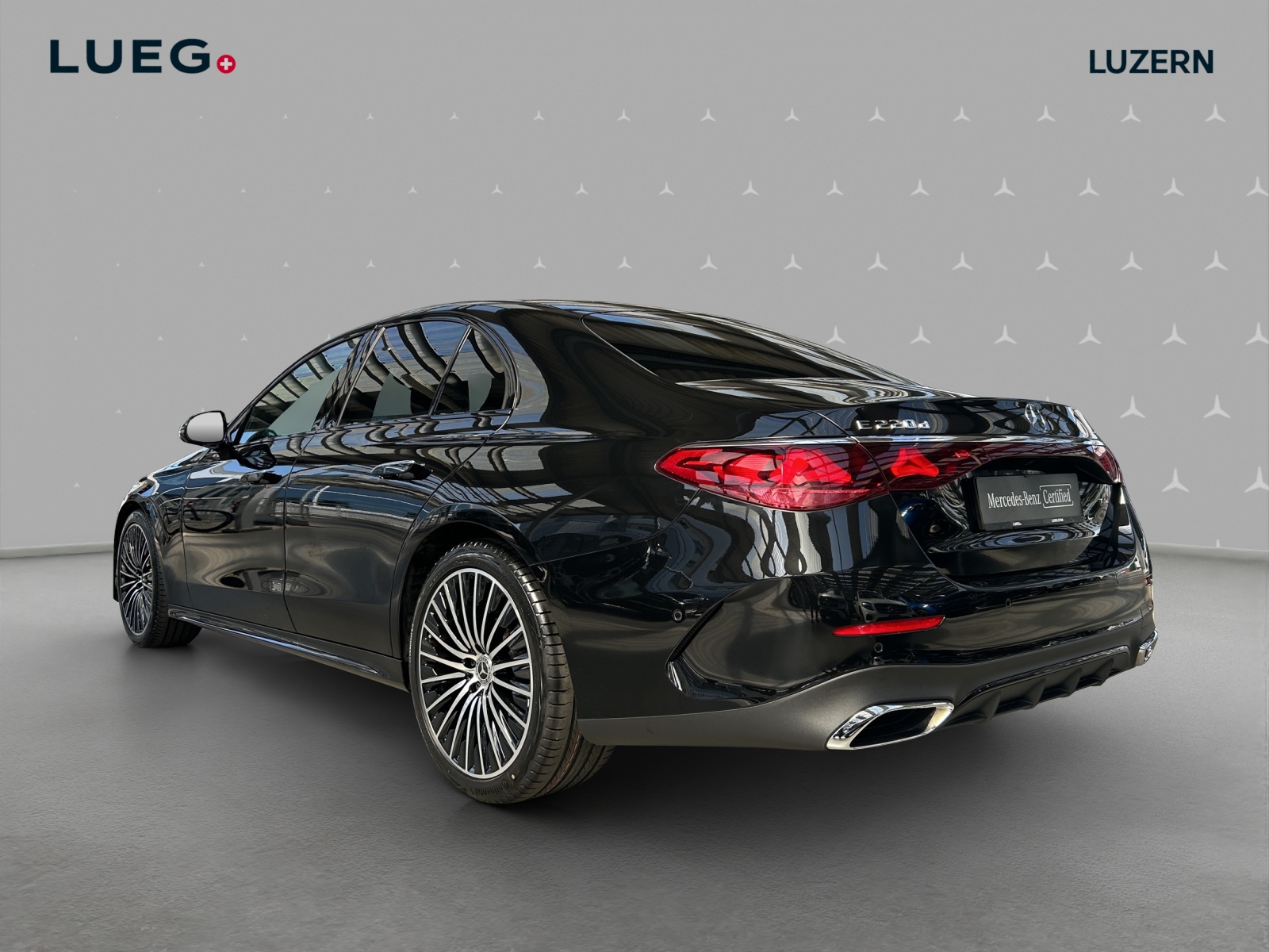 MERCEDES-BENZ E 220 d 4Matic 9G-Tronic-image-2