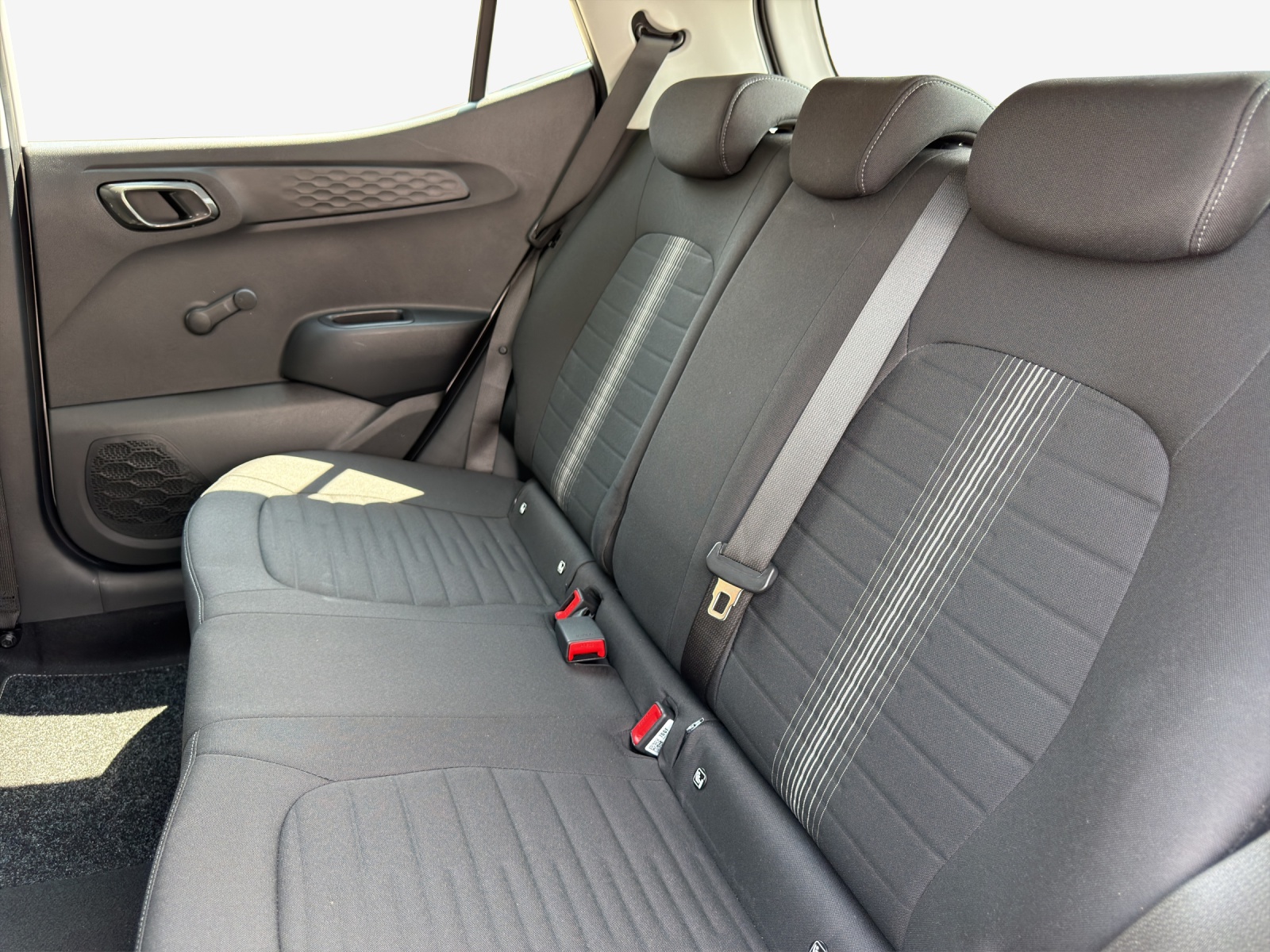 HYUNDAI i10 1.0 Origo Automat-image-11
