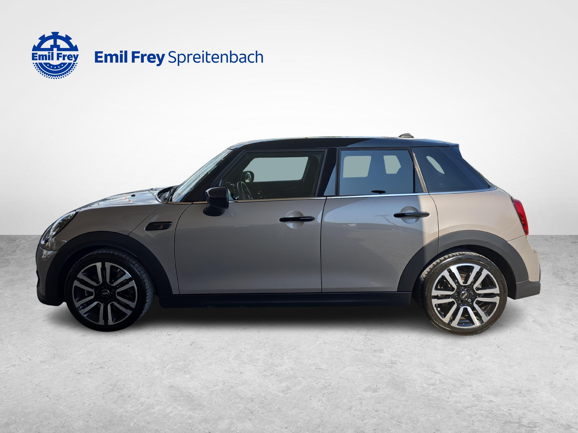 MINI F55 2.0i Cooper S SDKG-image-1