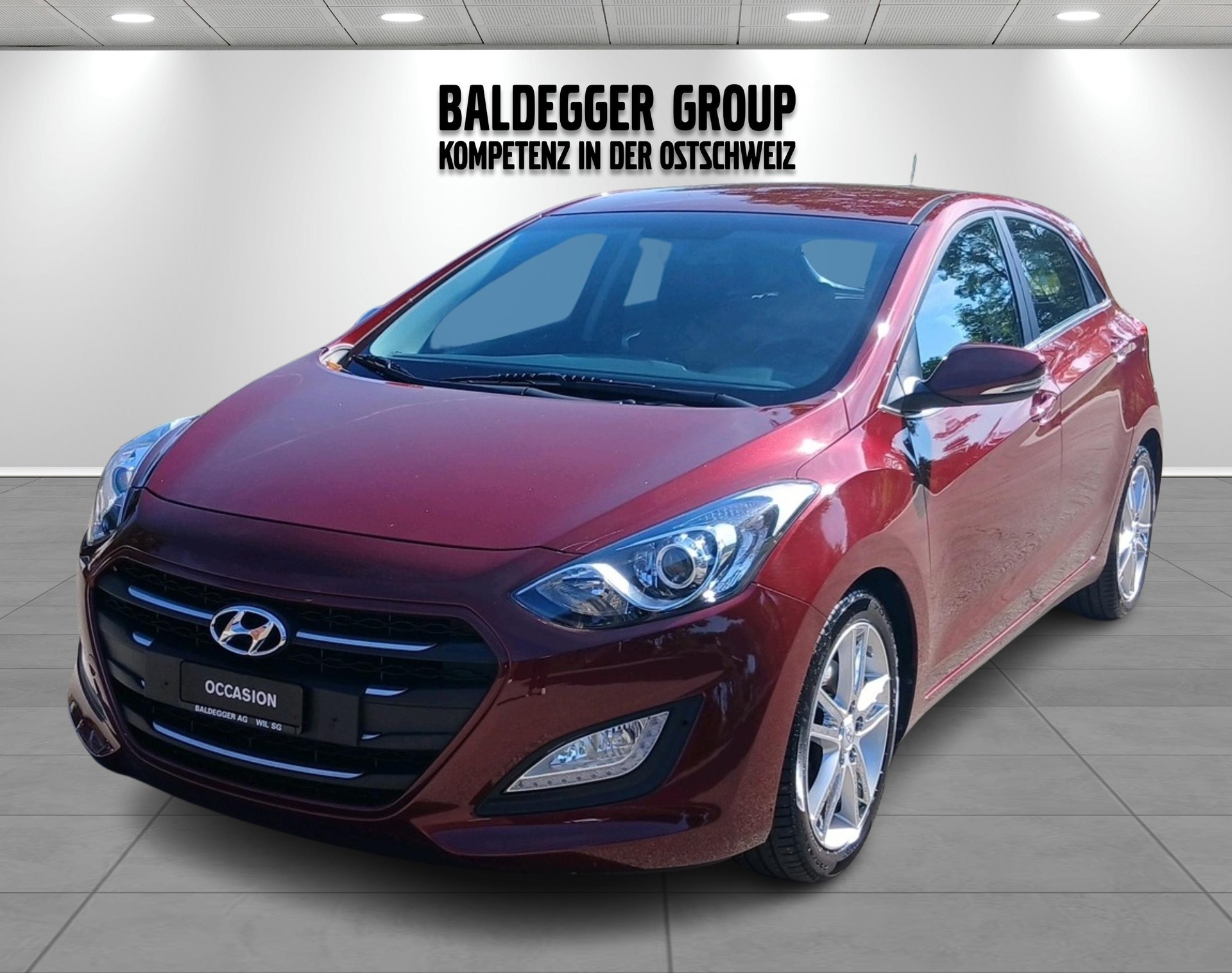 HYUNDAI i30 1.6 GDi Amplia-image-0