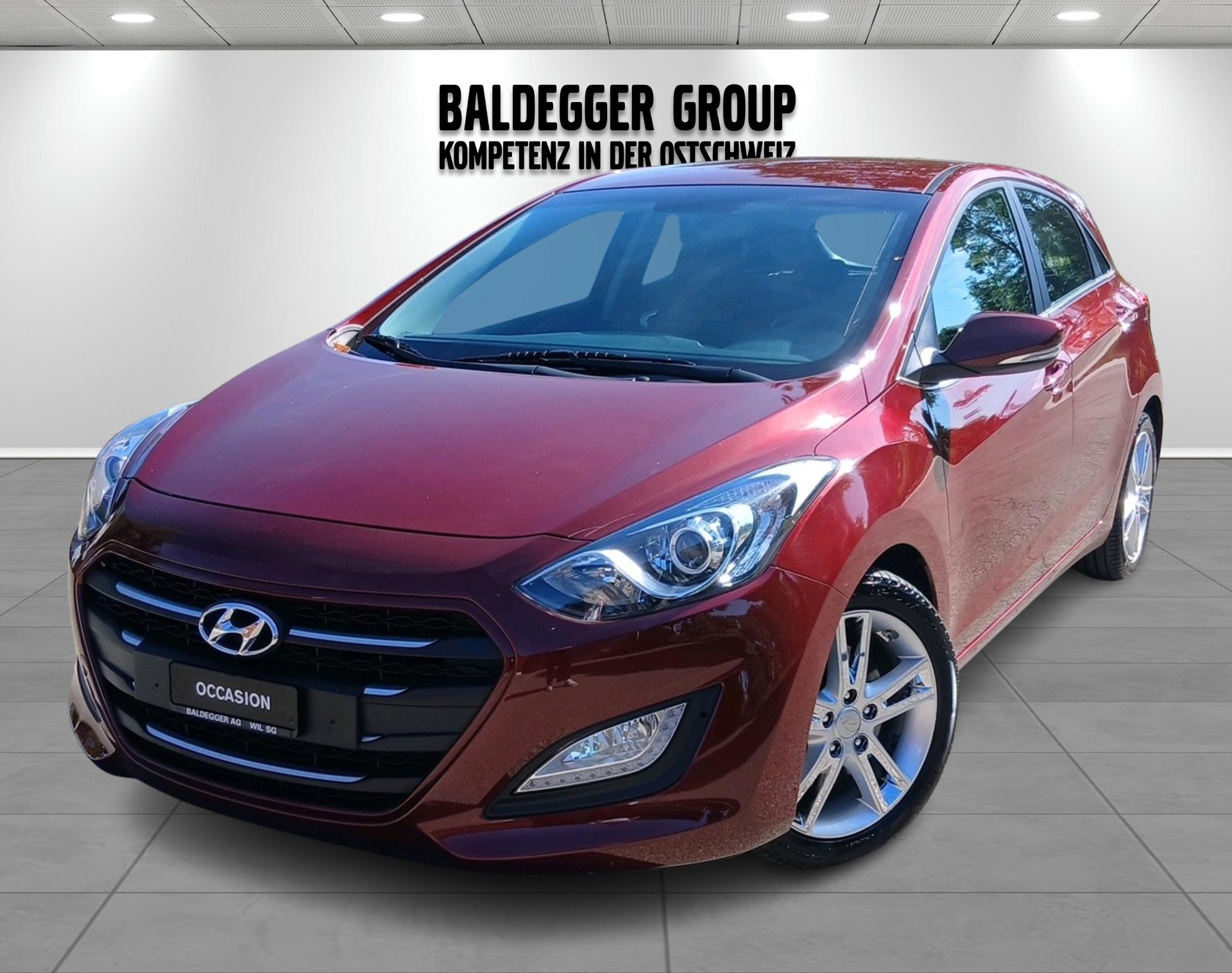 HYUNDAI i30 1.6 GDi Amplia-image-6