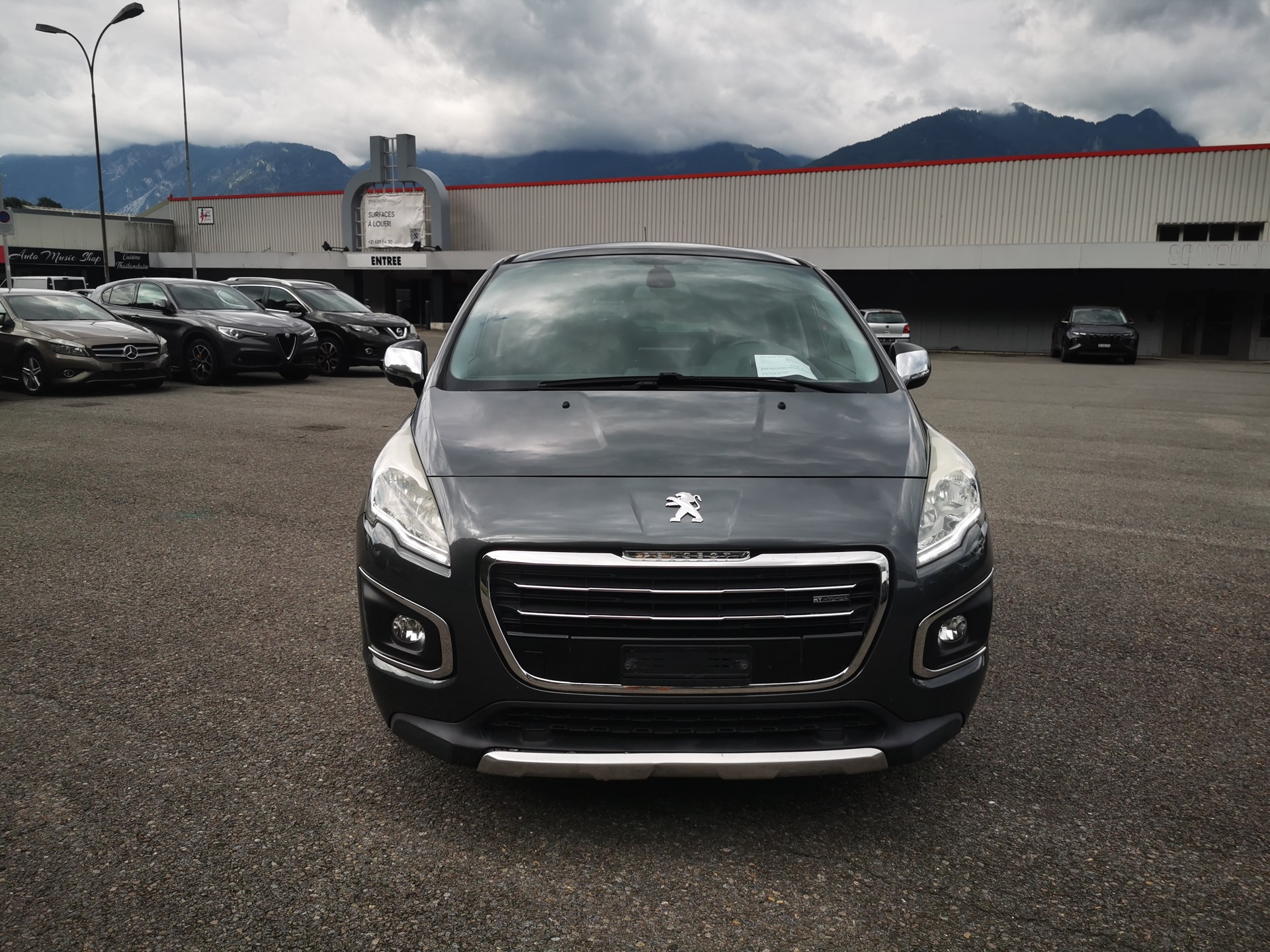 PEUGEOT 3008 HYbrid4 2.0 HDI ETG6-image-5