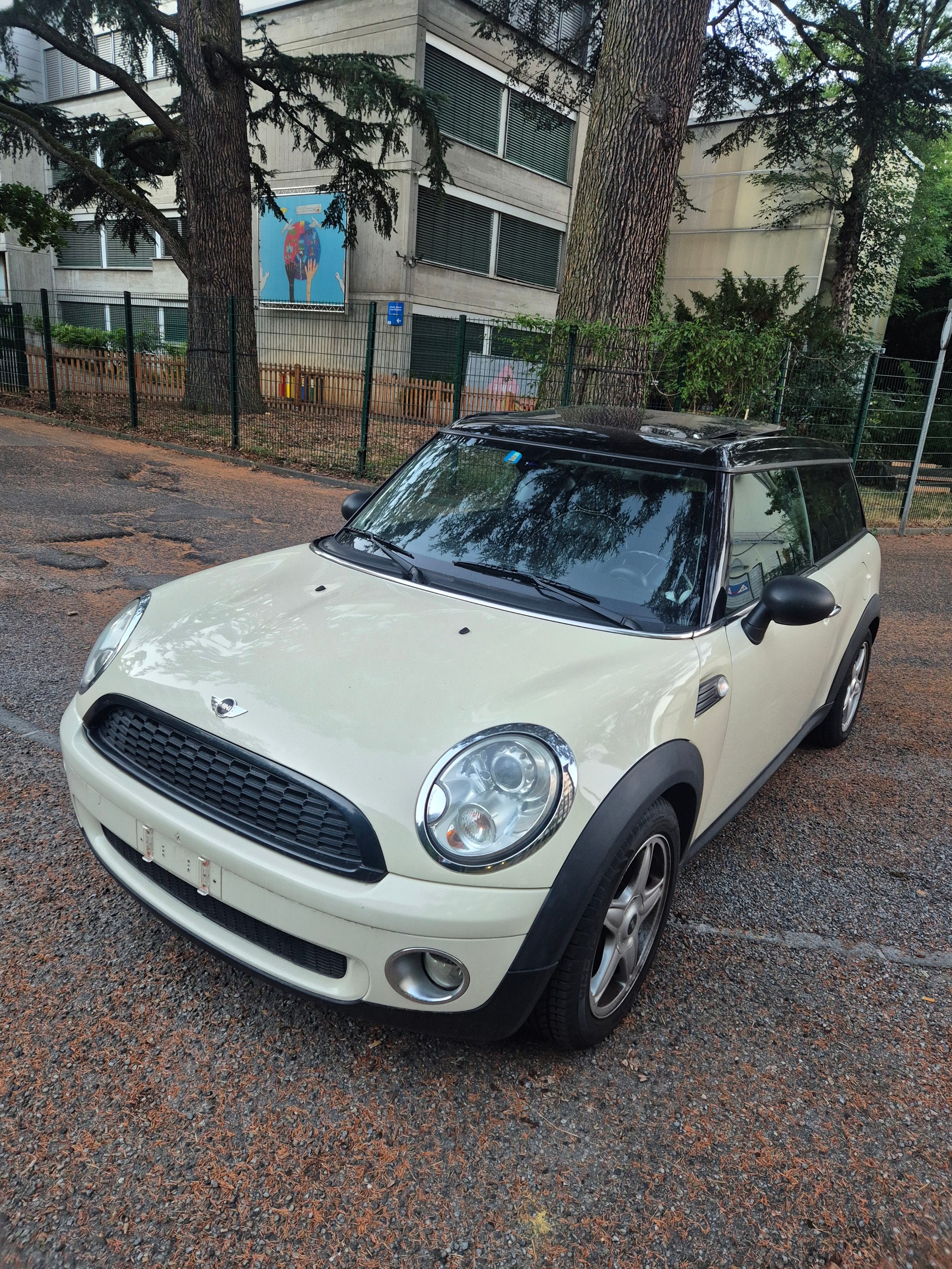 MINI Clubman Cooper Steptronic-image-1