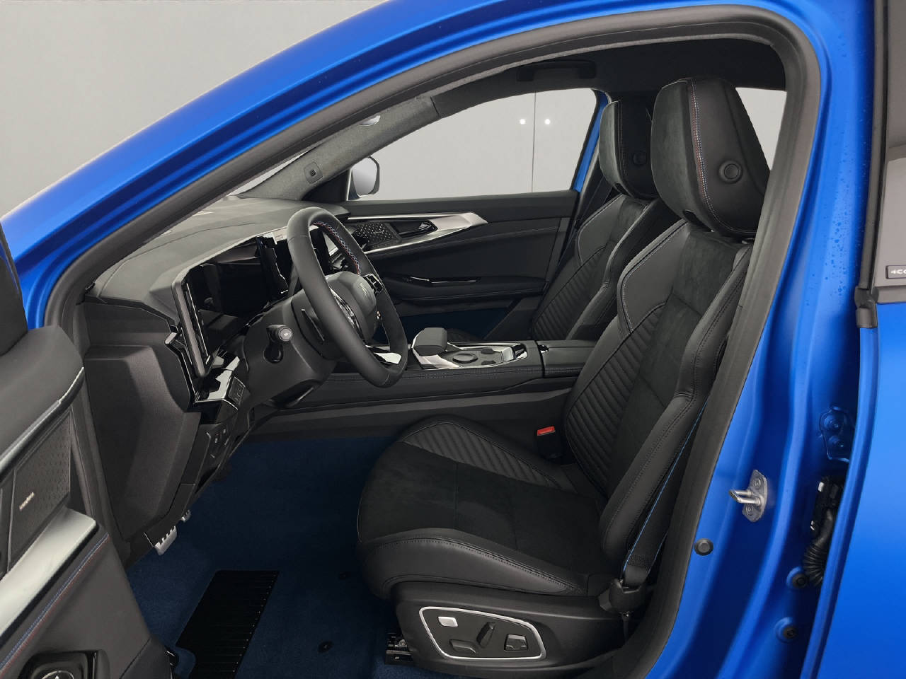 RENAULT Rafale 1.2 E-Tech Plug-in Atelier Alpine-image-4