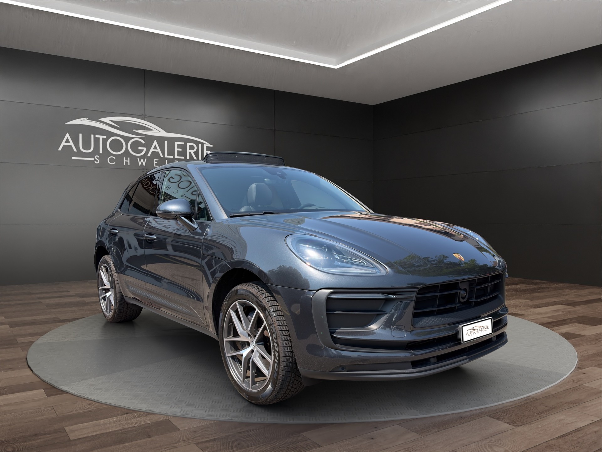 PORSCHE Macan PDK | CH | Swiss Package | Sitzbelüftung | PDLS+ | Panorama | 18-Weg Sportsitze |-image-6