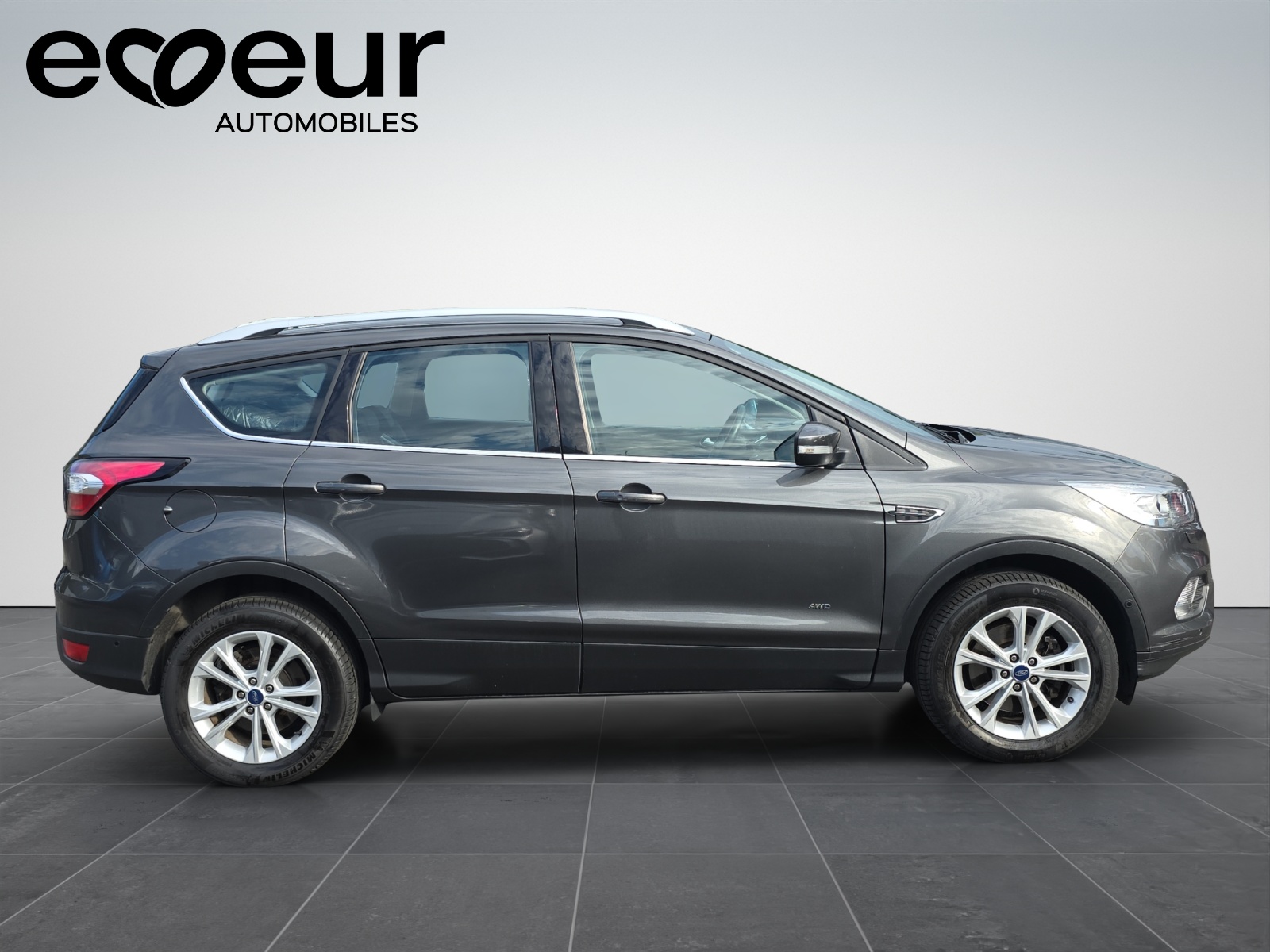 FORD Kuga 2.0 TDCi 150 Titanium-image-6