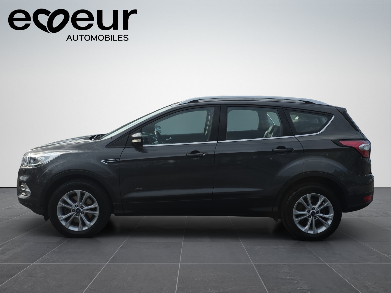 FORD Kuga 2.0 TDCi 150 Titanium-image-2