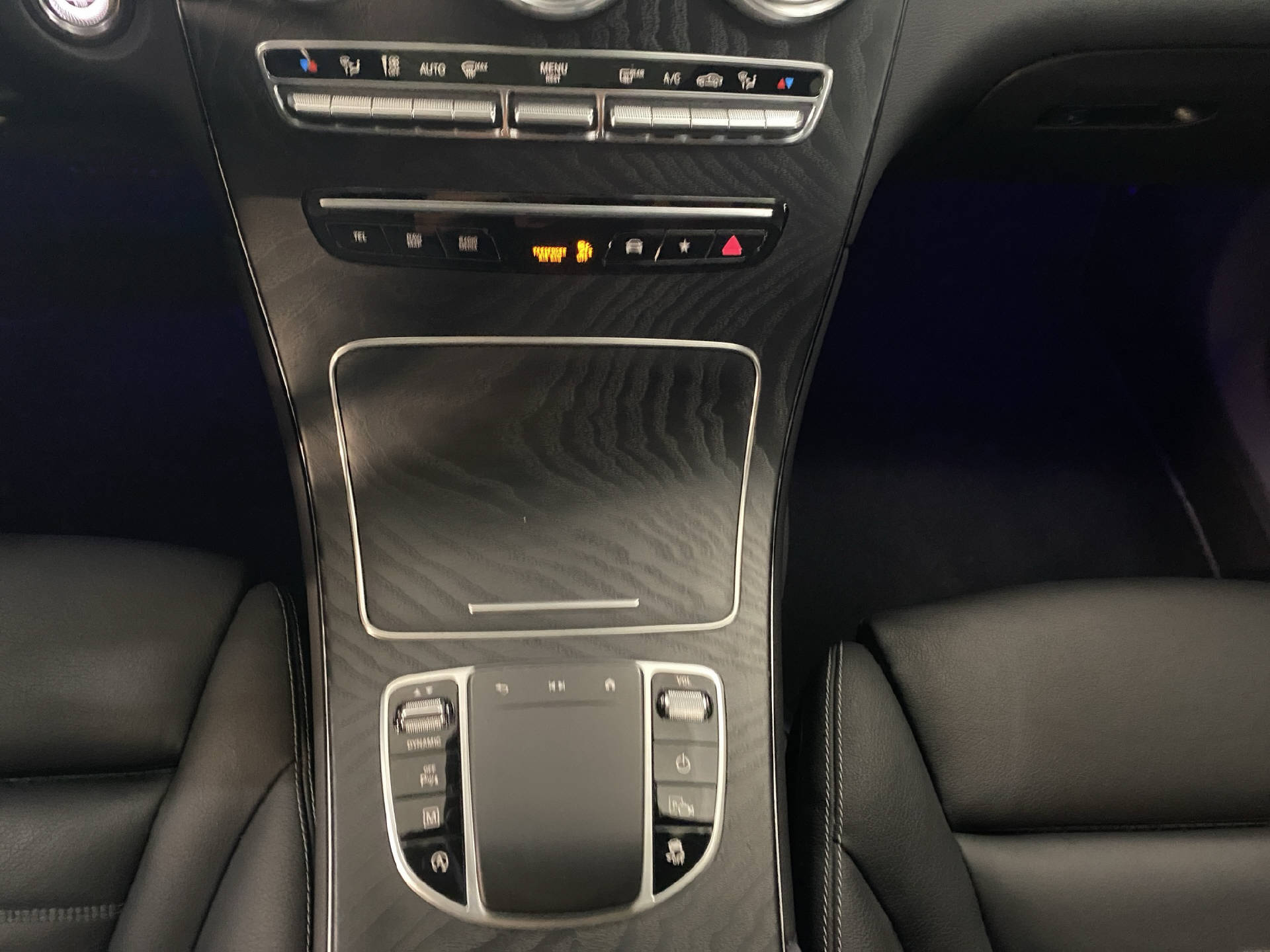 MERCEDES-BENZ GLC 200 Night Star Coupé-image-8