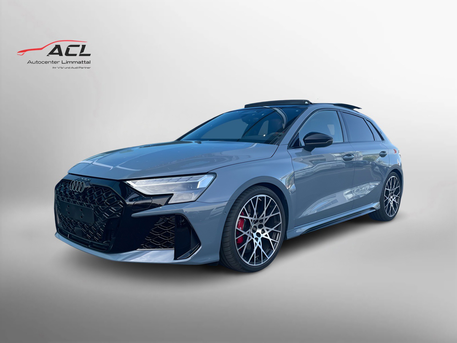 AUDI RS3 Sportback 2.5 TSI quattro S-tronic-image-0