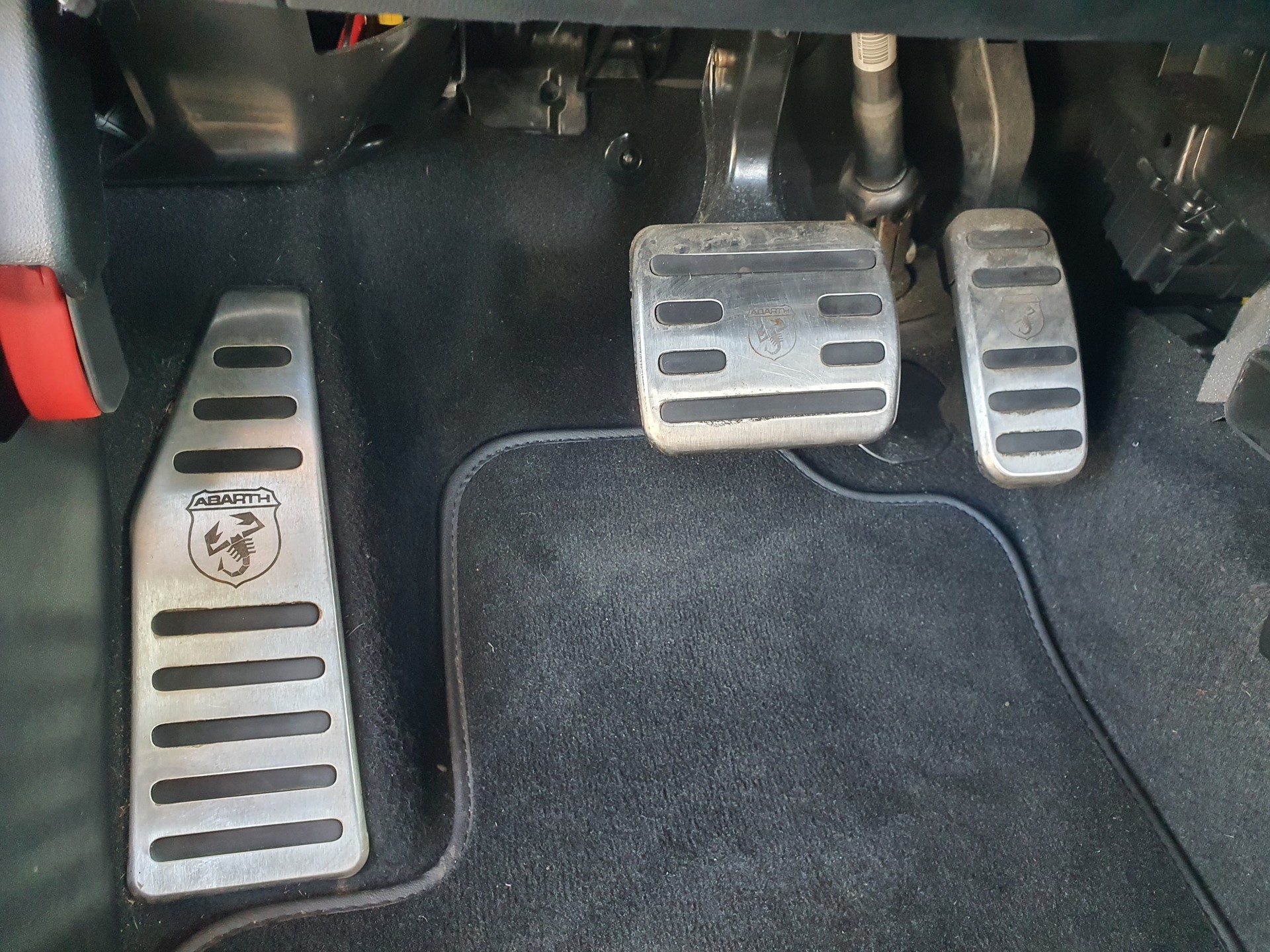 FIAT 595C 1.4 16V Turbo Abarth Turismo Dualogic-image-13
