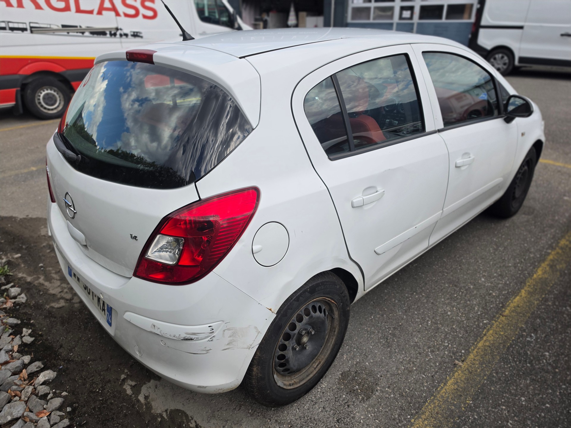 OPEL Corsa 1.4 TP Enjoy-image-6