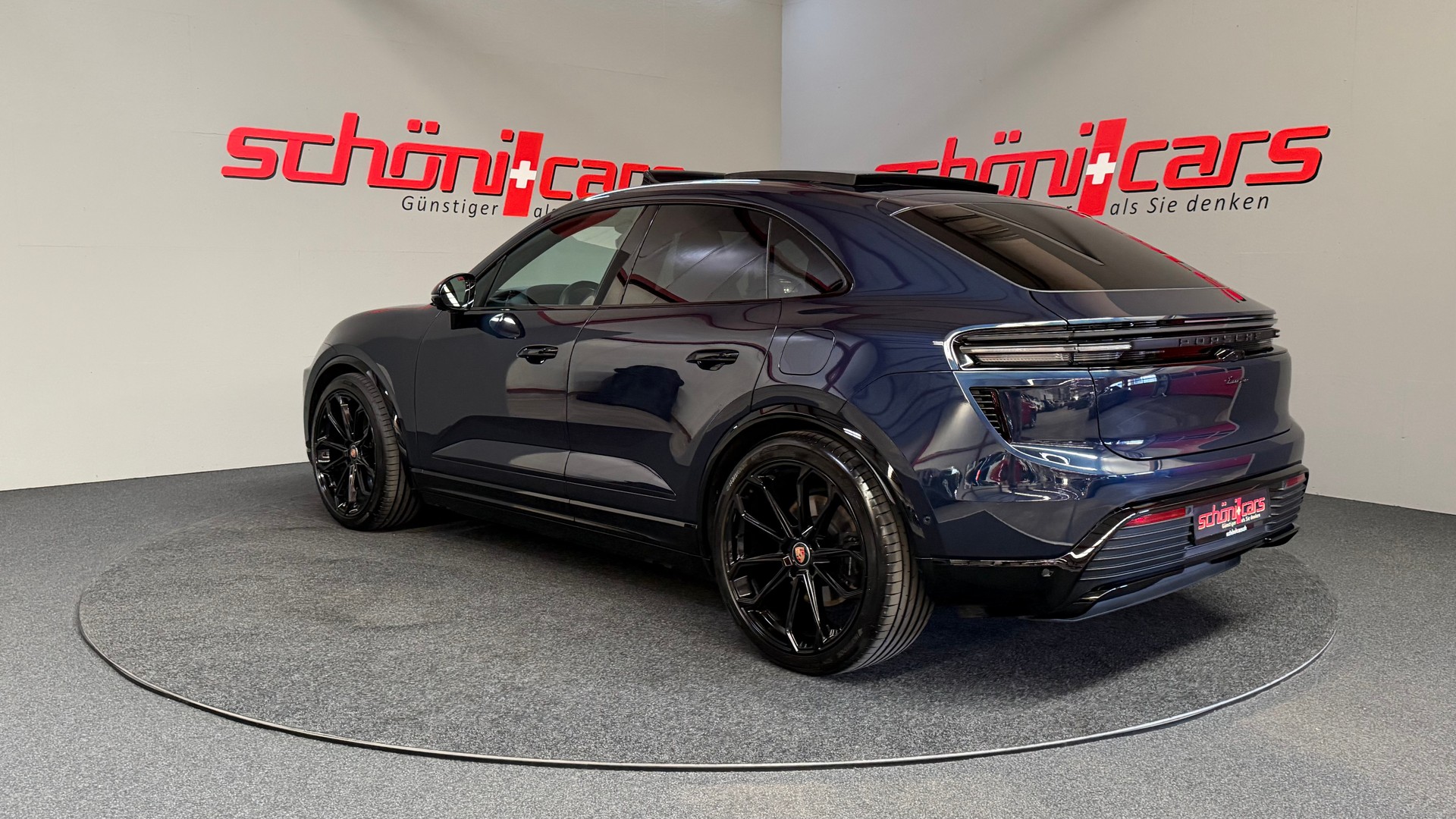 PORSCHE Macan Turbo 100kWh-image-3
