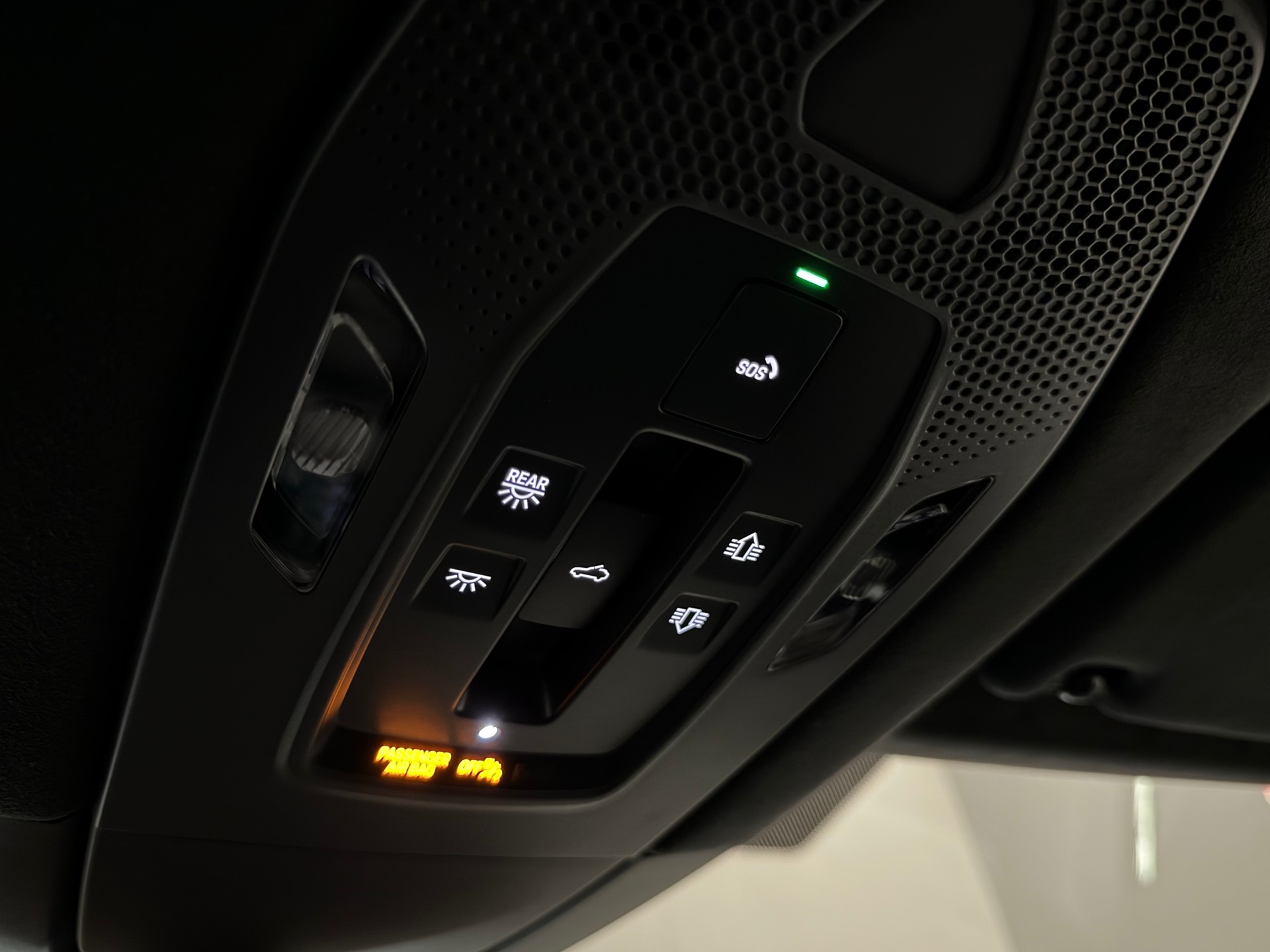 PORSCHE Macan Turbo 100kWh-image-38