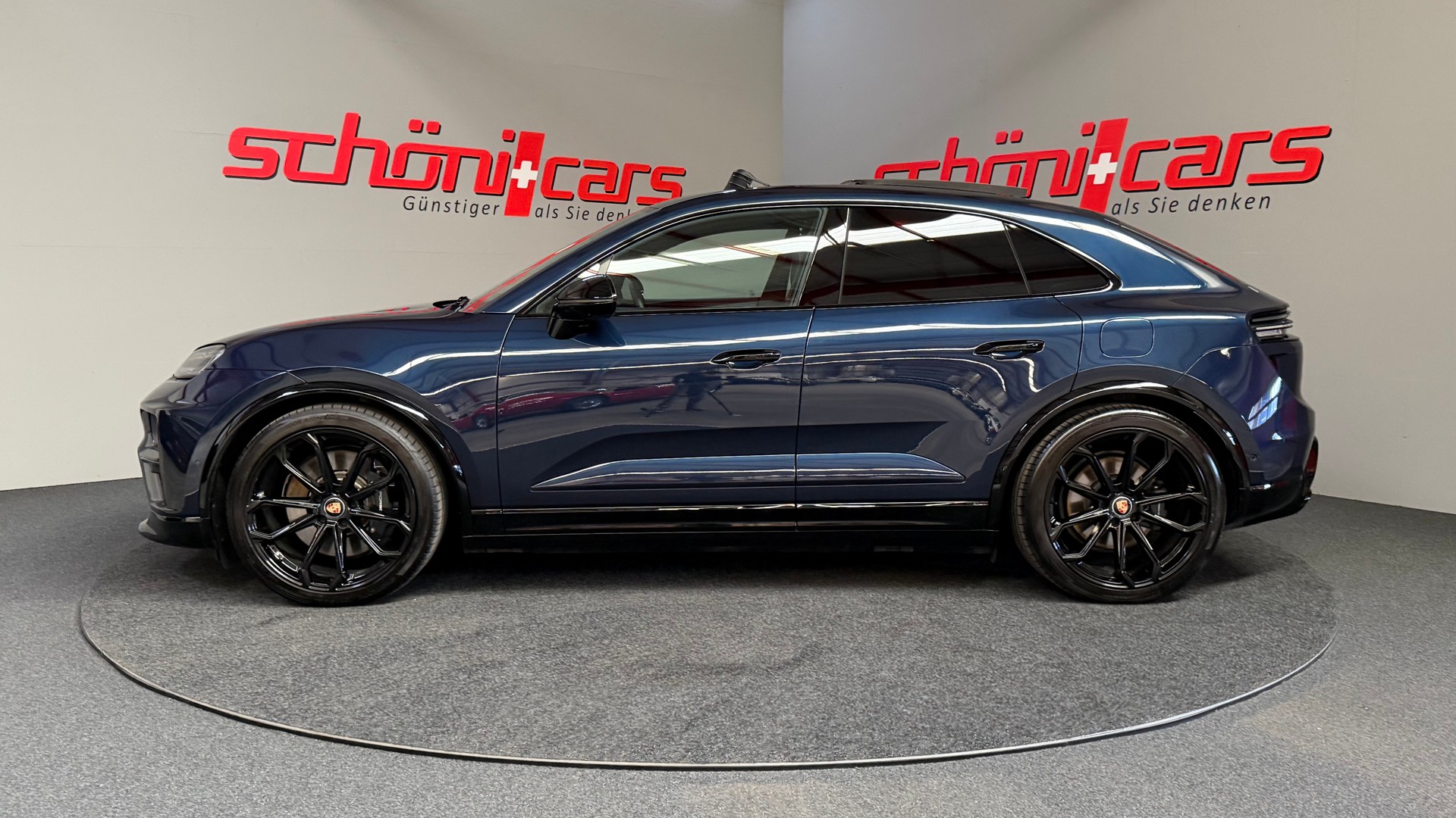 PORSCHE Macan Turbo 100kWh-image-2