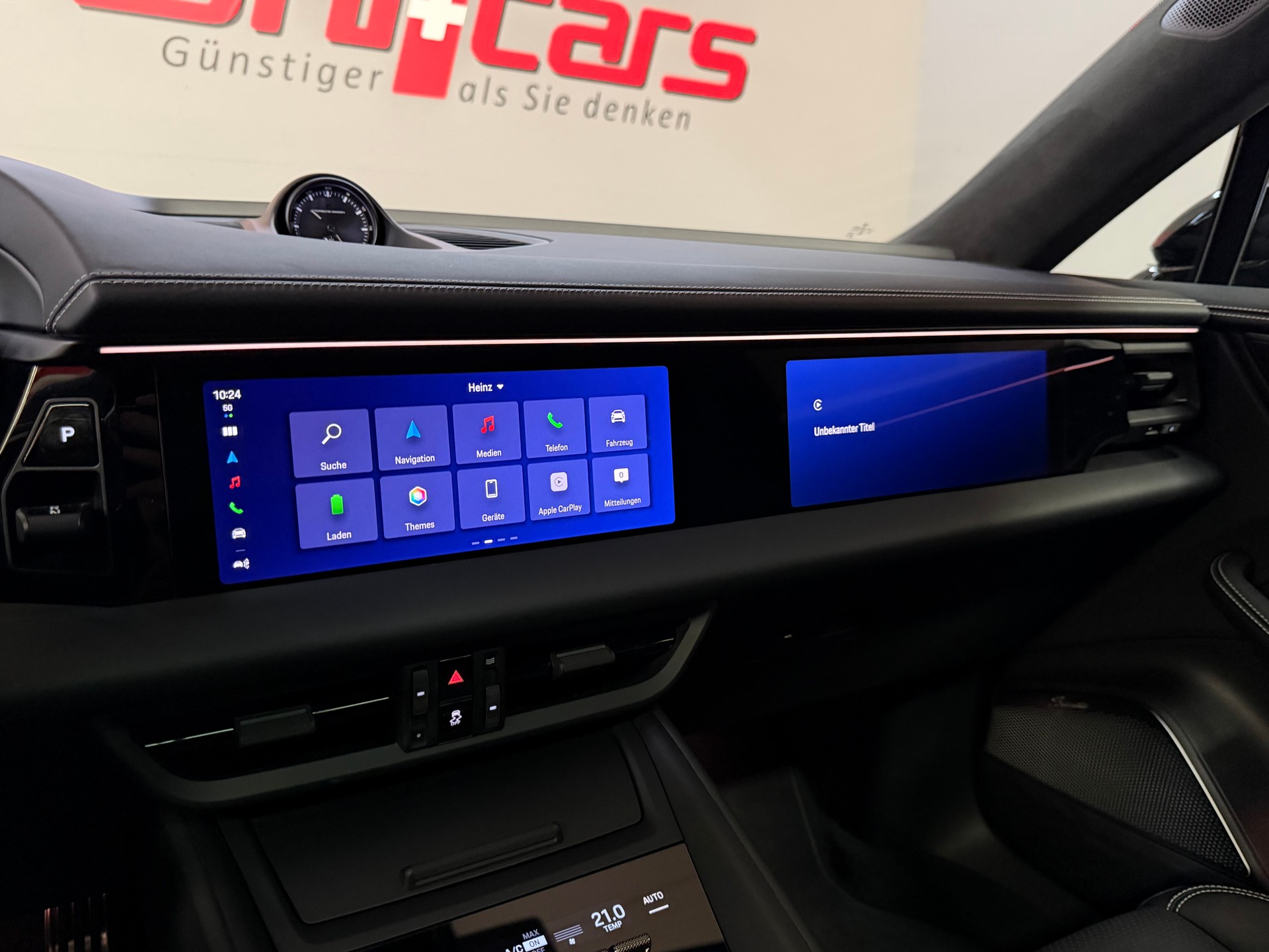PORSCHE Macan Turbo 100kWh-image-25
