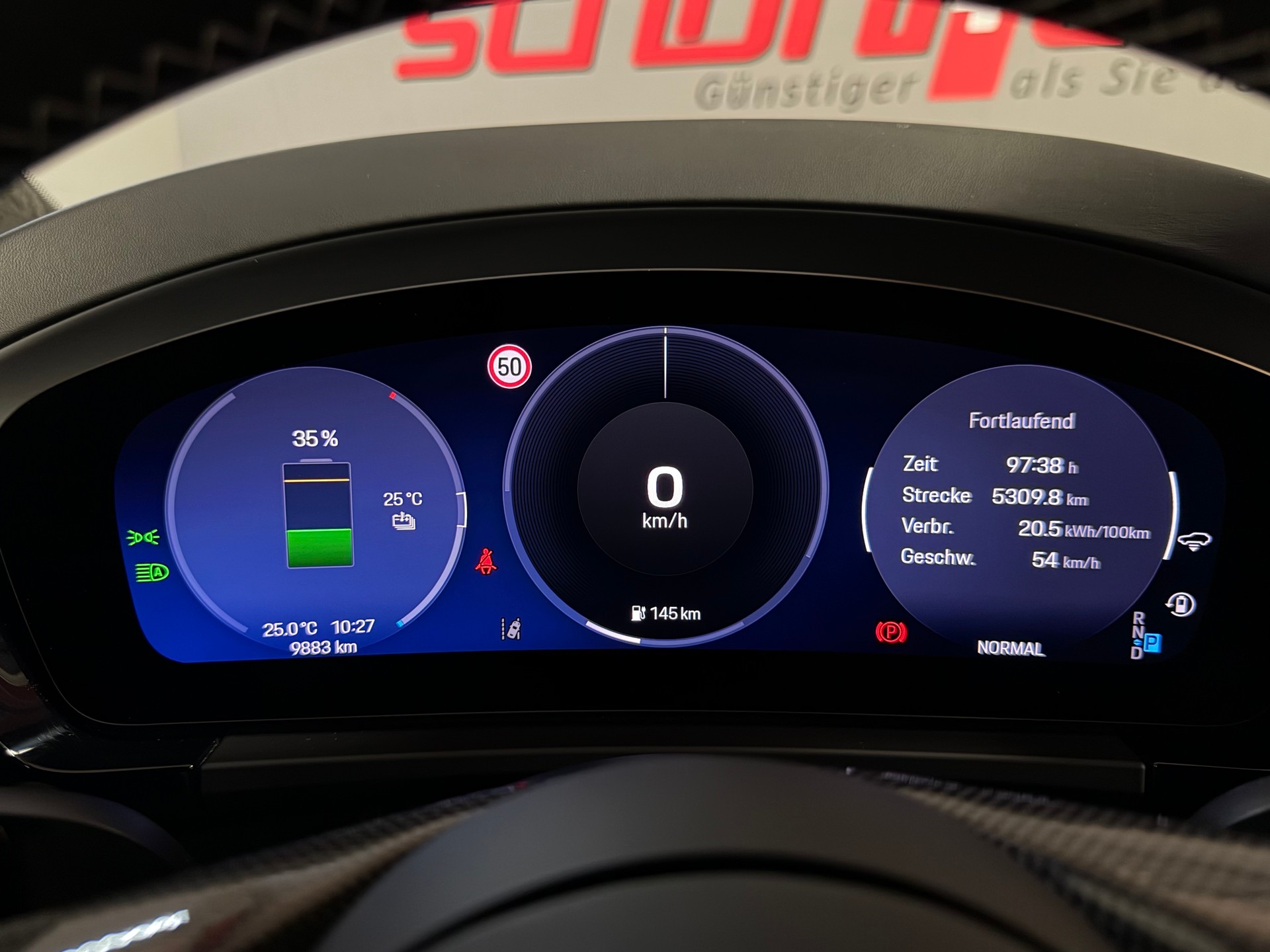 PORSCHE Macan Turbo 100kWh-image-30