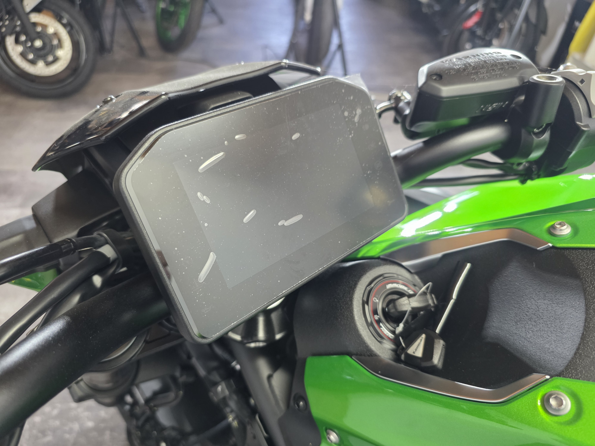 KAWASAKI Z 900-image-5