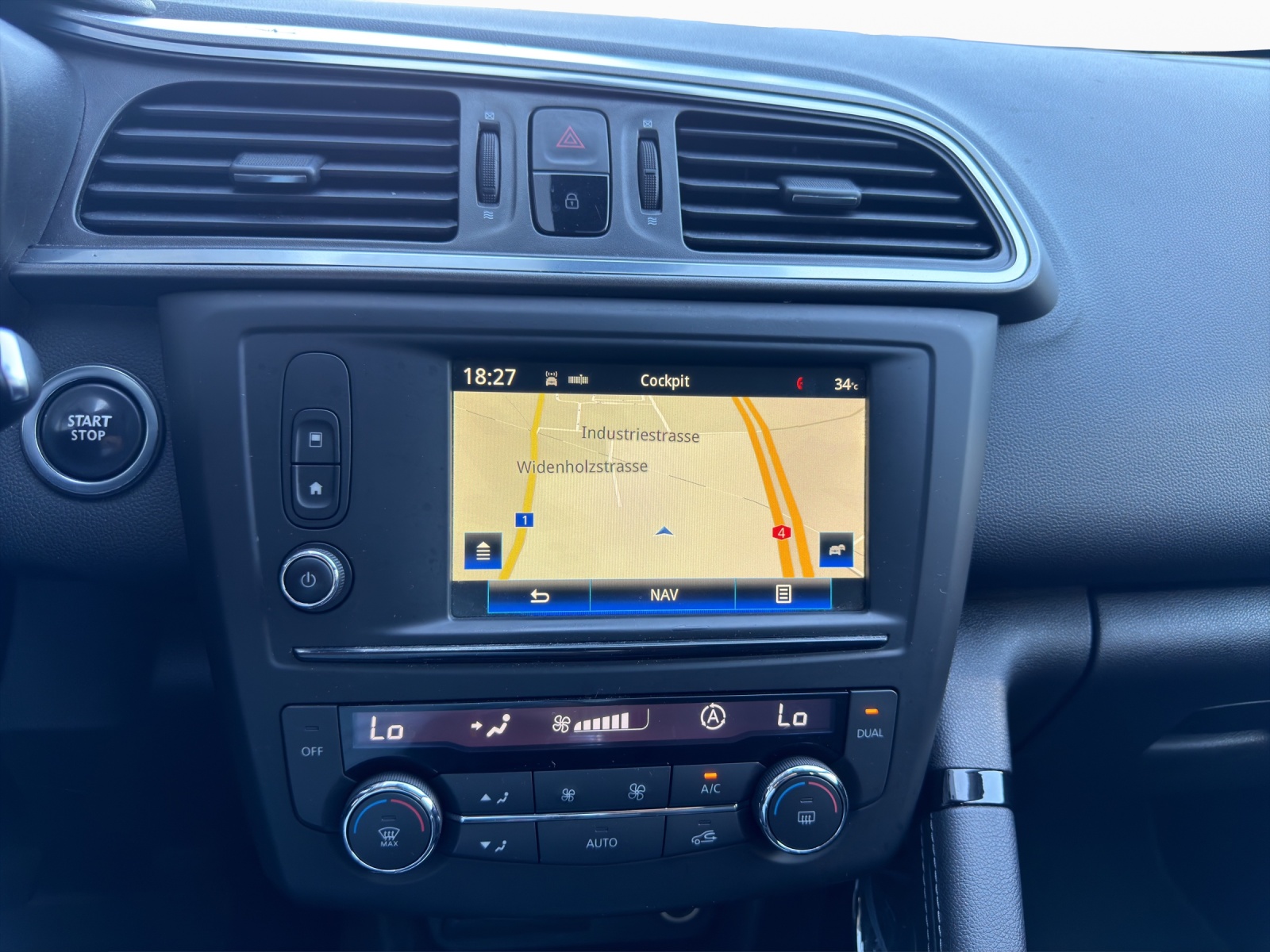 RENAULT Kadjar 1.2 16V Turbo Bose-image-12