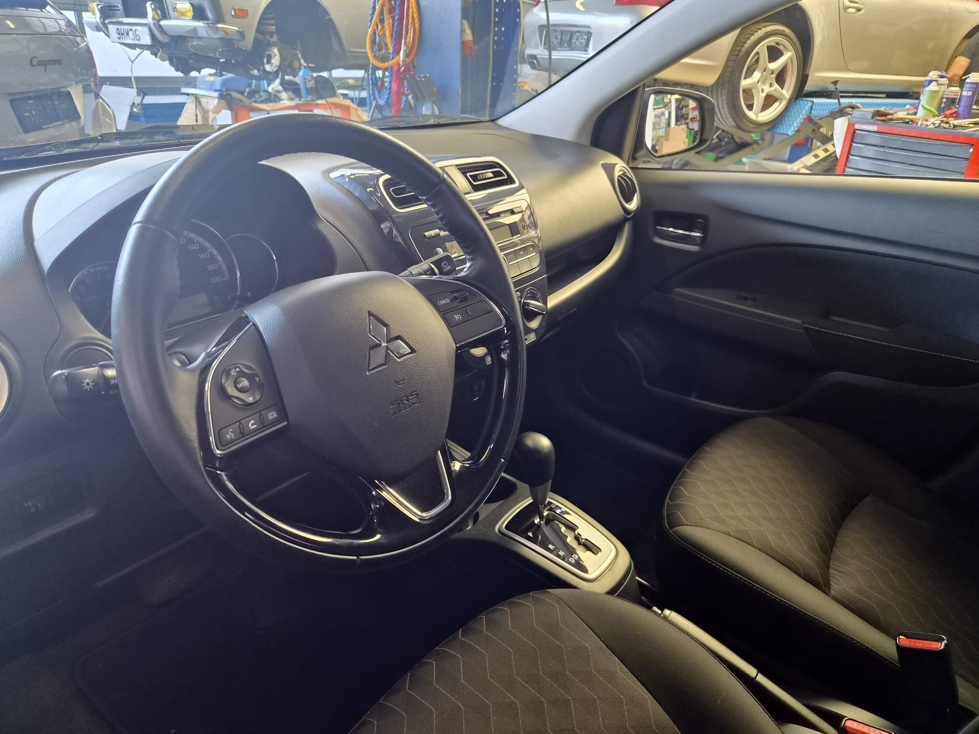 MITSUBISHI Space Star 1.2 Value CVT-showroom-element-1