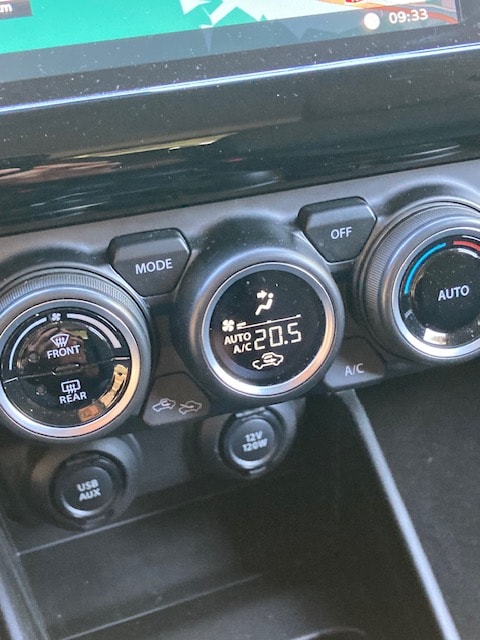 SUZUKI Swift 1.2i 16V SHVS Compact Top Hybrid Allgrip 4x4-image-7