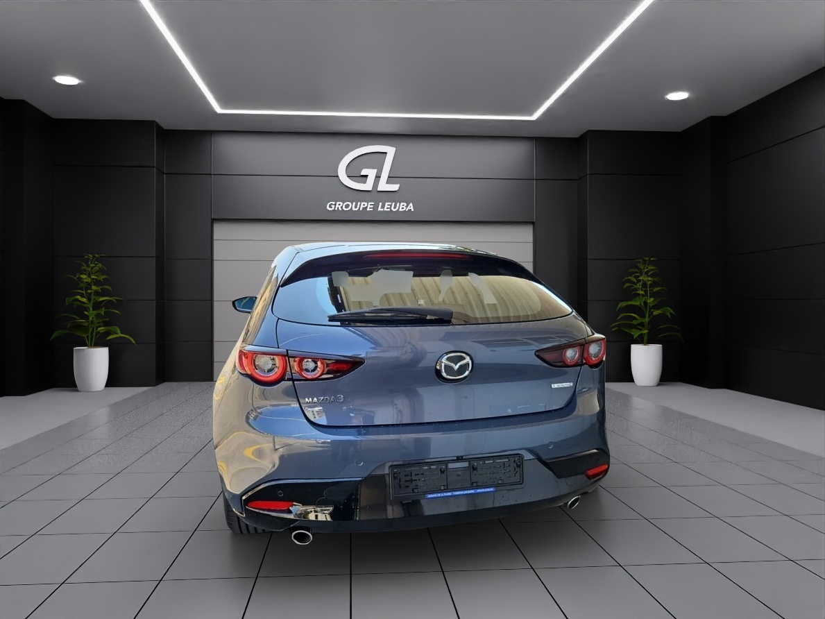 MAZDA 3 Sedan SKYACTIV-G M Hybrid 140 Centre Line Automat-image-4