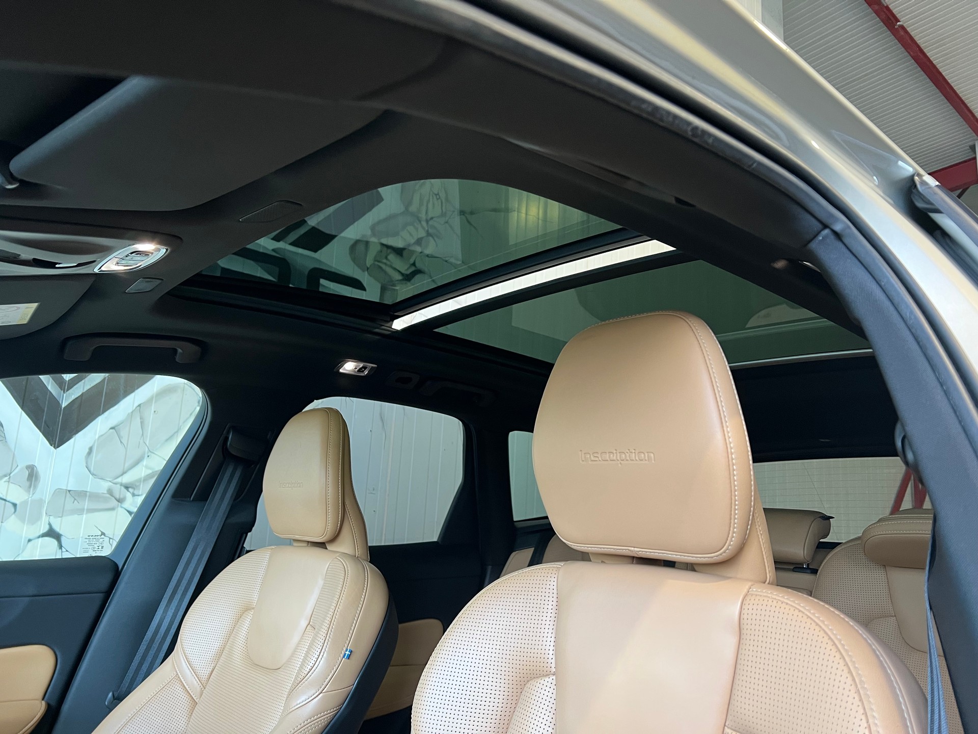 VOLVO XC60 T8 eAWD Inscription Geartronic-image-14