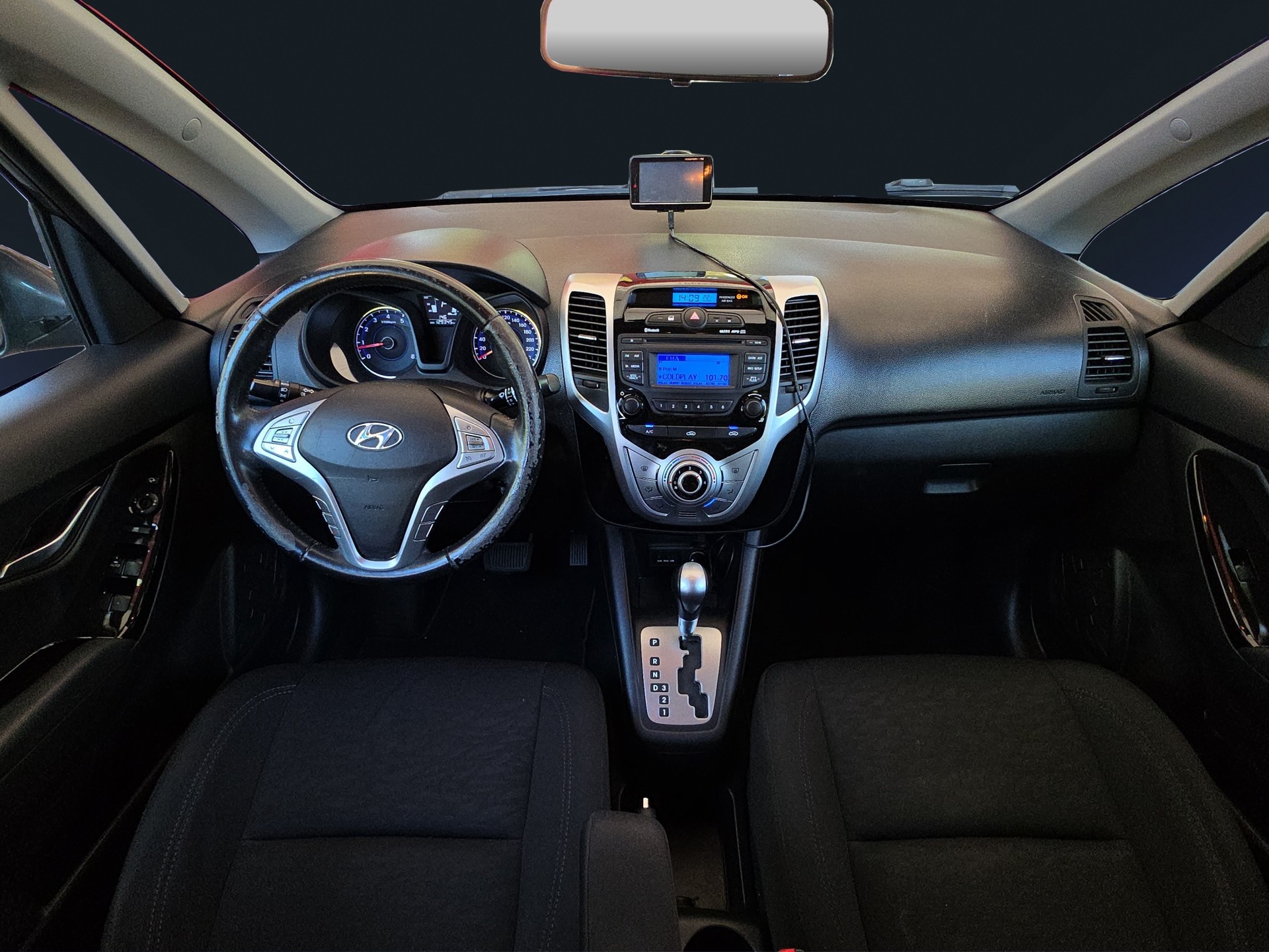 HYUNDAI iX20 1.6 Style Automatic-image-8