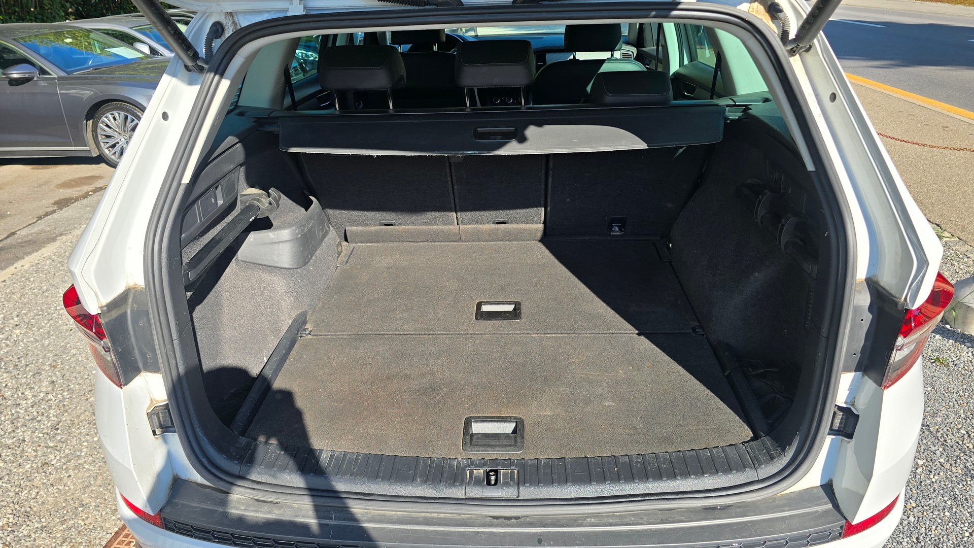 SKODA Kodiaq 2.0 TDI CR Style 4x4 DSG-image-6