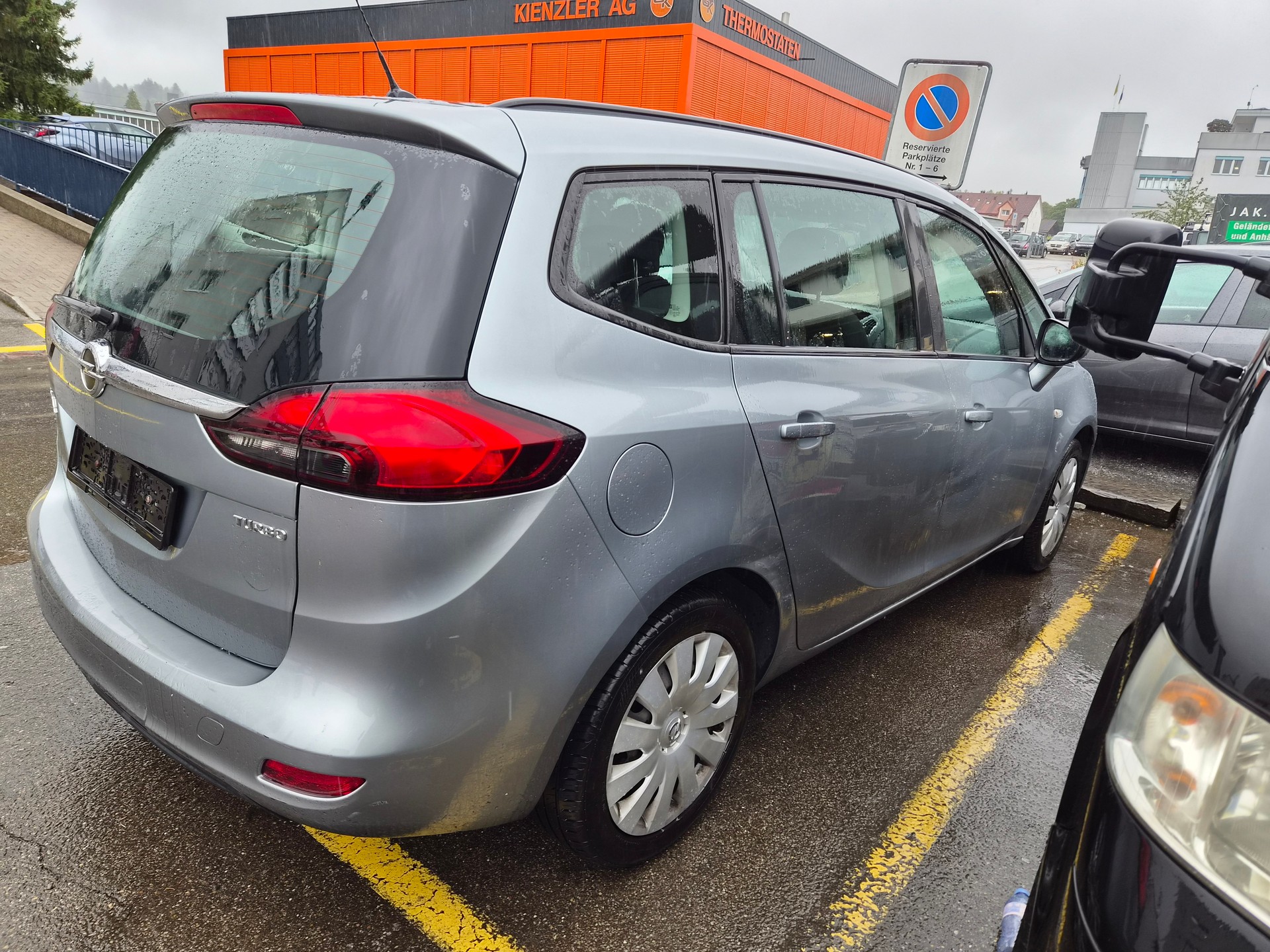 OPEL Zafira Tourer 1.4i 16V Cosmo-image-2
