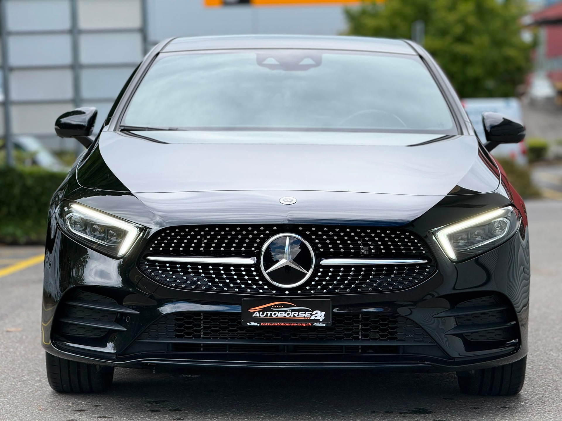 MERCEDES-BENZ A 250 e AMG Line *NEUPREIS 63`203*-showroom-element-2