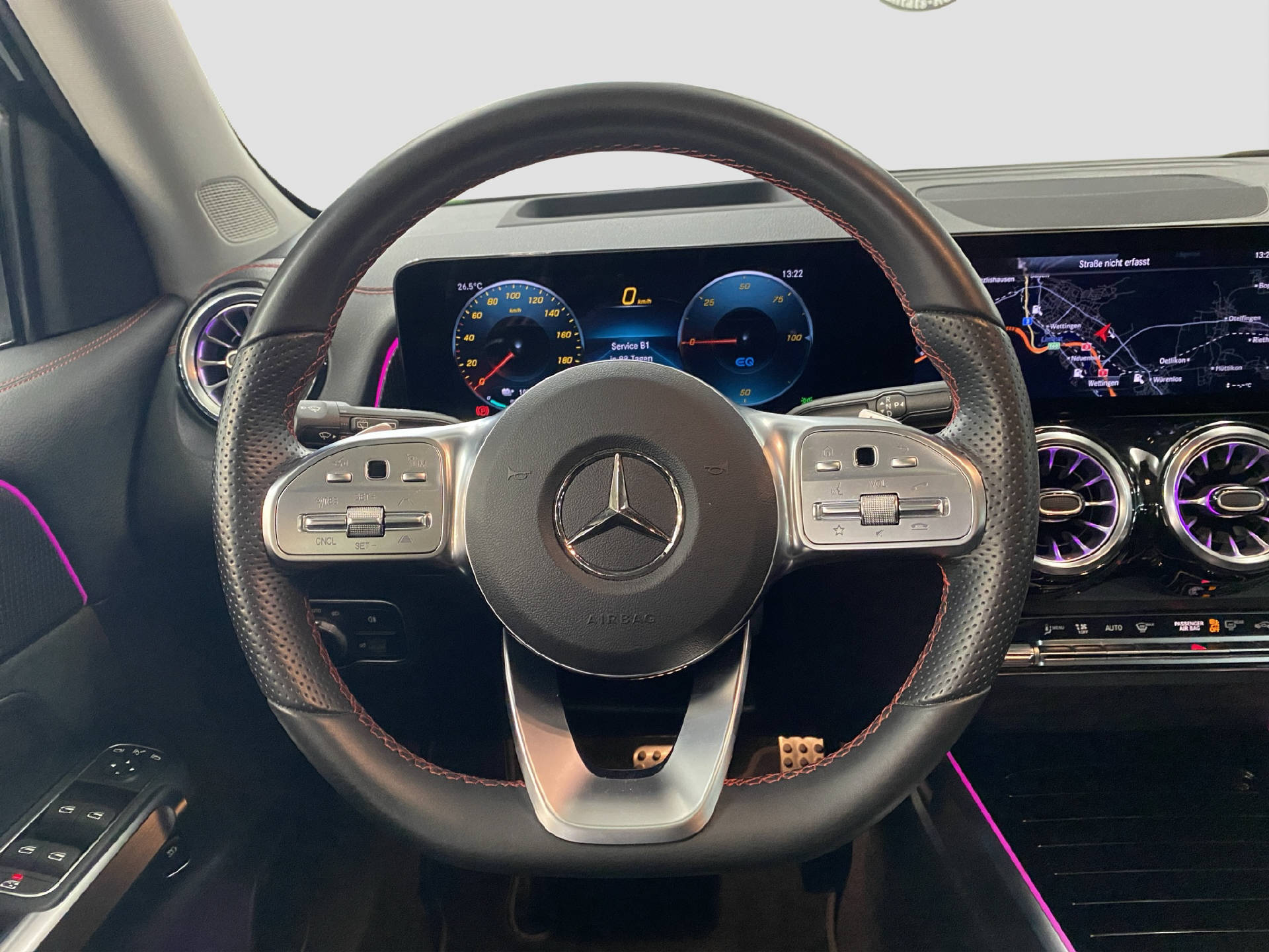 MERCEDES-BENZ EQB 350 AMG Line 4MATIC-image-9
