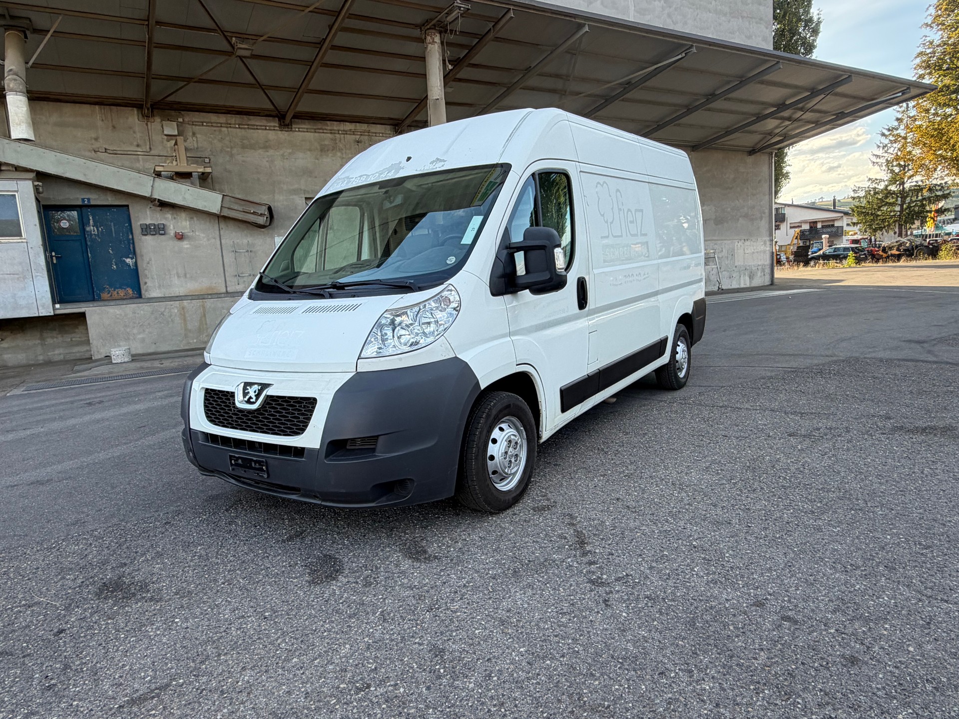 PEUGEOT Boxer 2.2 HDI 335 L2H2-image-7