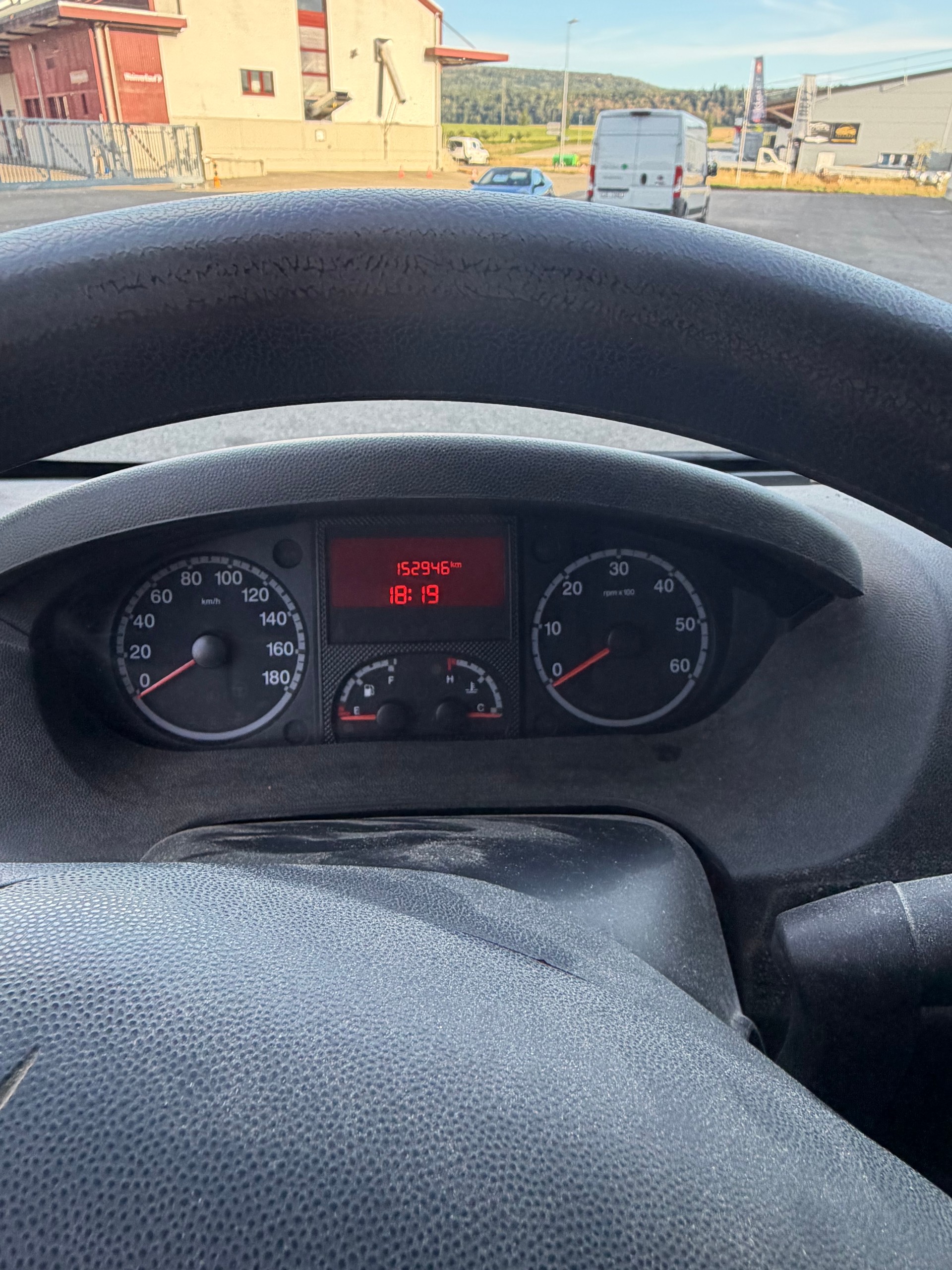 PEUGEOT Boxer 2.2 HDI 335 L2H2-image-8