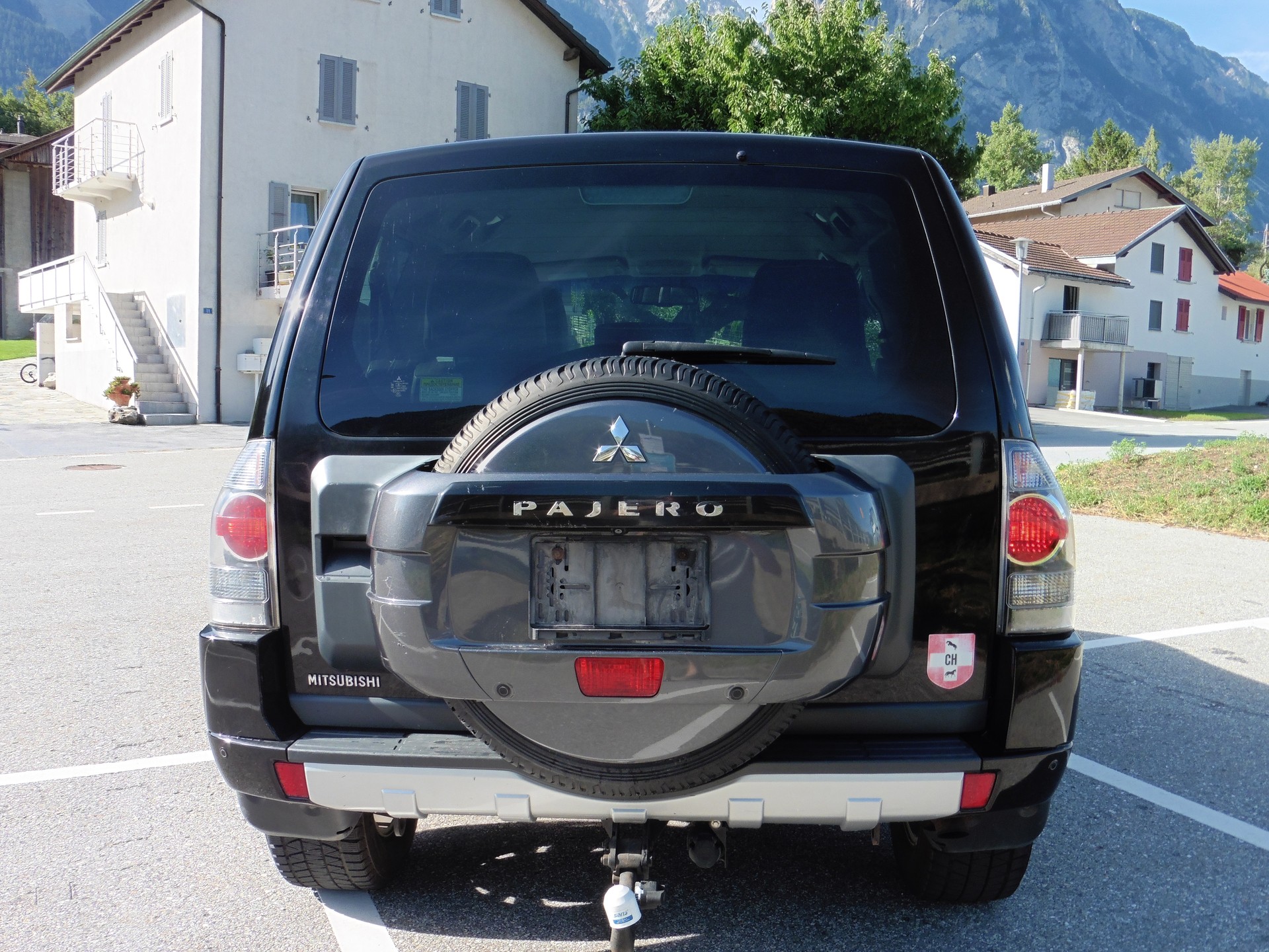 MITSUBISHI Pajero 3.2 DI-D Intense Automatic-image-8