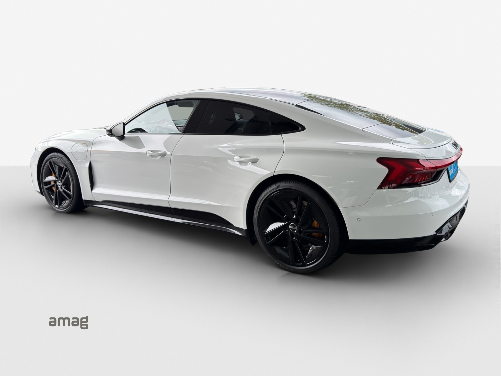 AUDI e-tron GT quattro-image-2