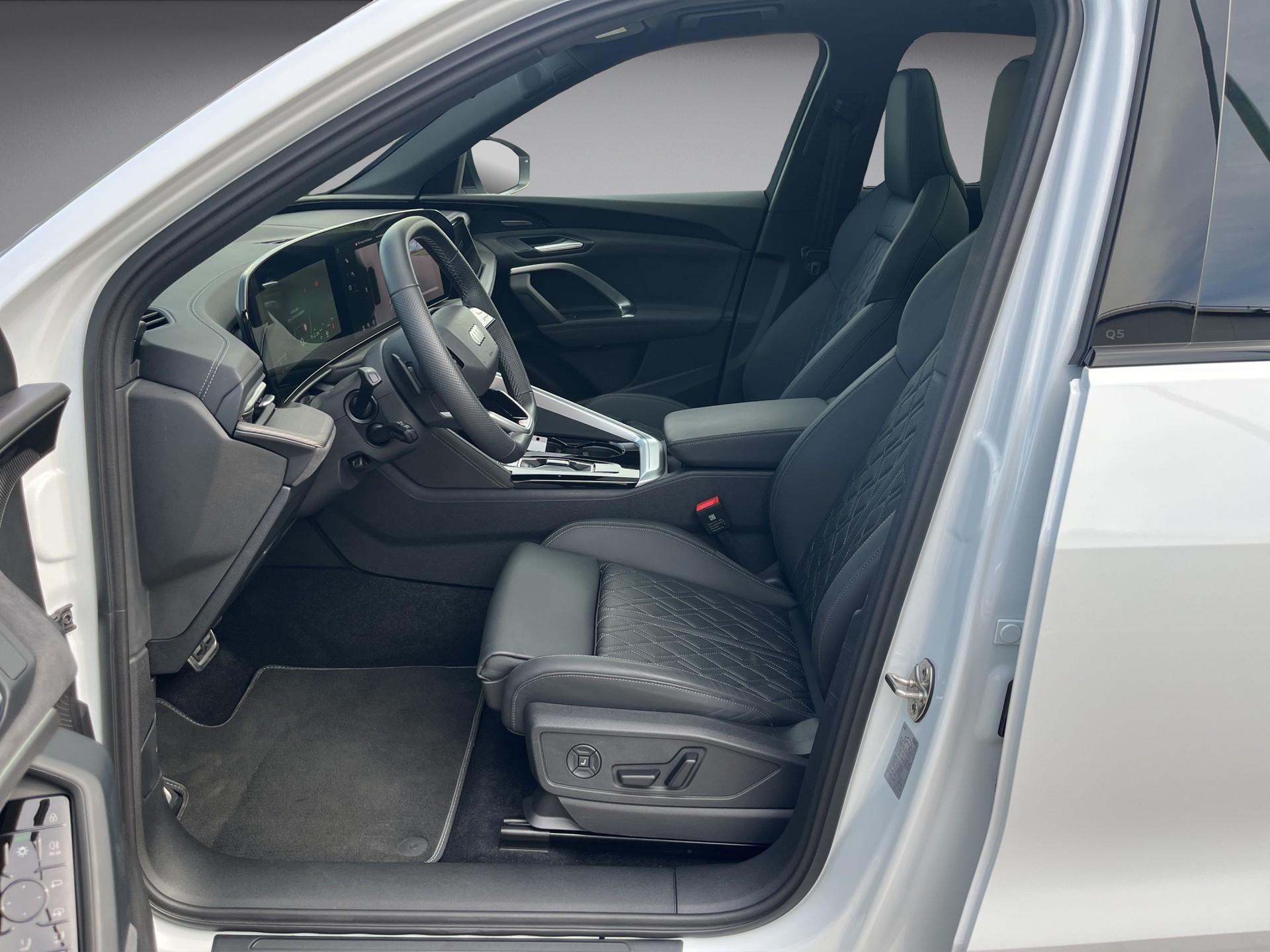 AUDI Q5 Sportback e-hybrid quattro 270 kW S-tronic *Luftfederung, Panoramadach, Head up, B&O, Memory, 5J.Garantie*-image-8