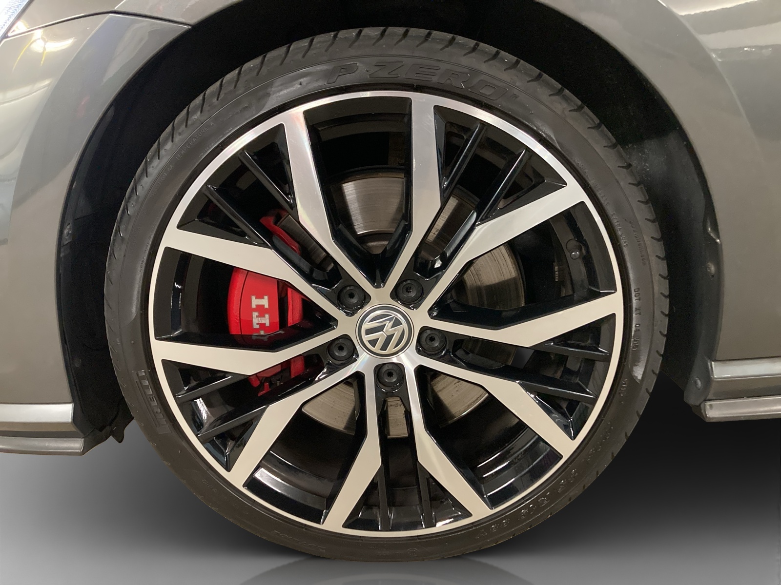 VW Golf 2.0 TSI GTI Performance DSG-image-15