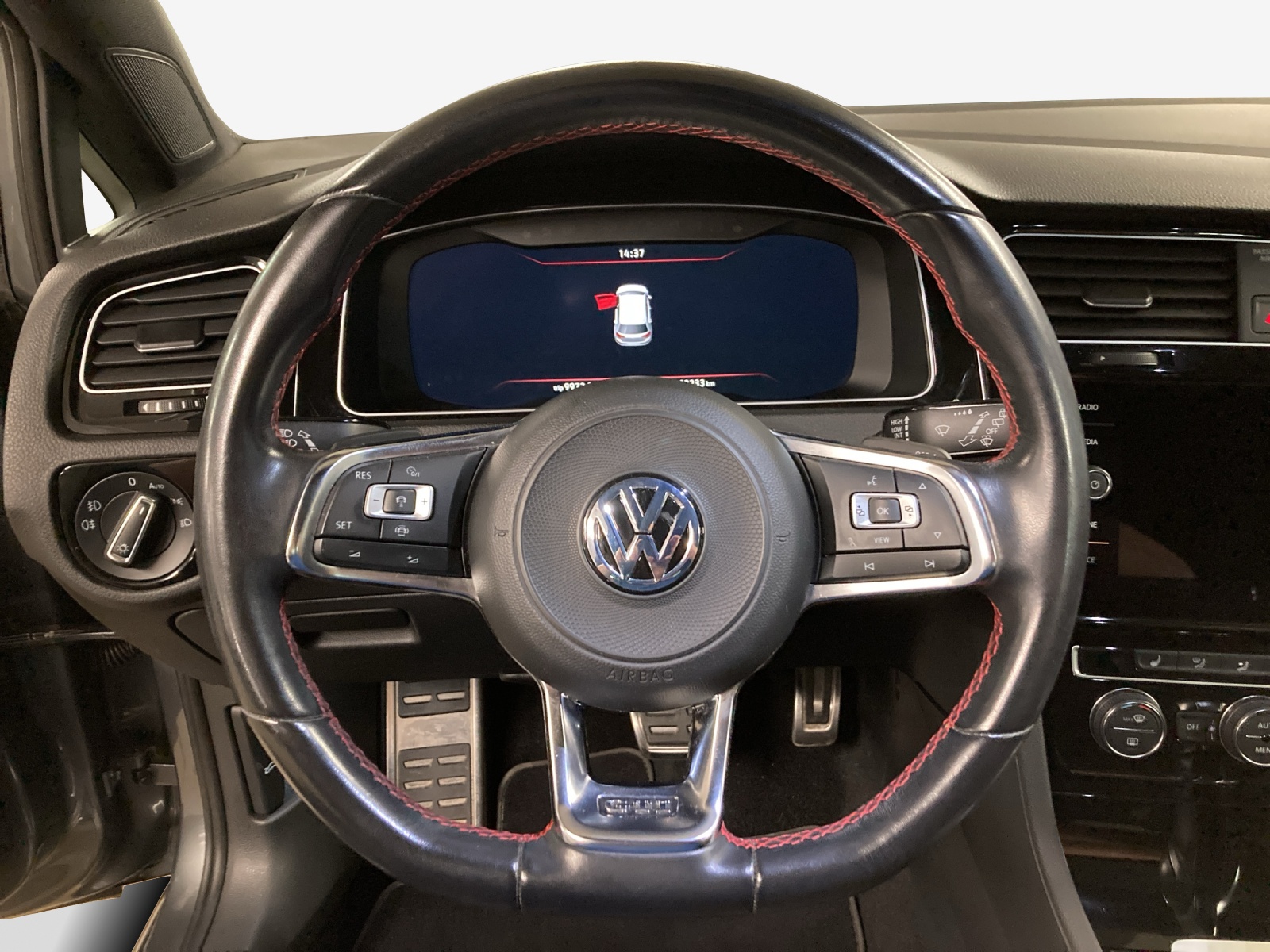 VW Golf 2.0 TSI GTI Performance DSG-image-9