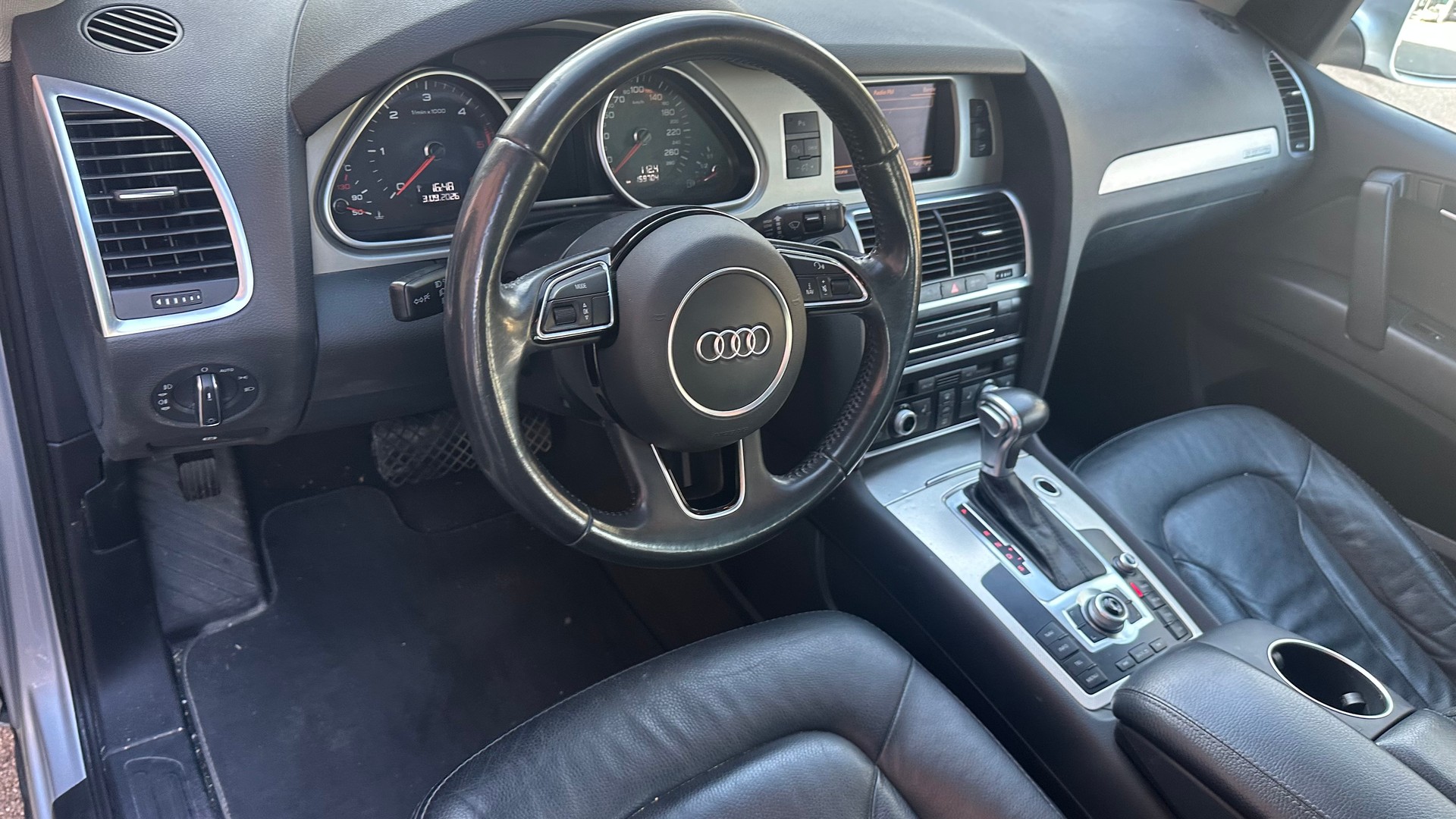 AUDI Q7 3.0 TDI quattro tiptronic-image-11