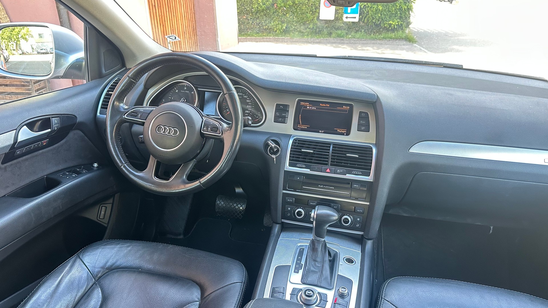 AUDI Q7 3.0 TDI quattro tiptronic-image-4