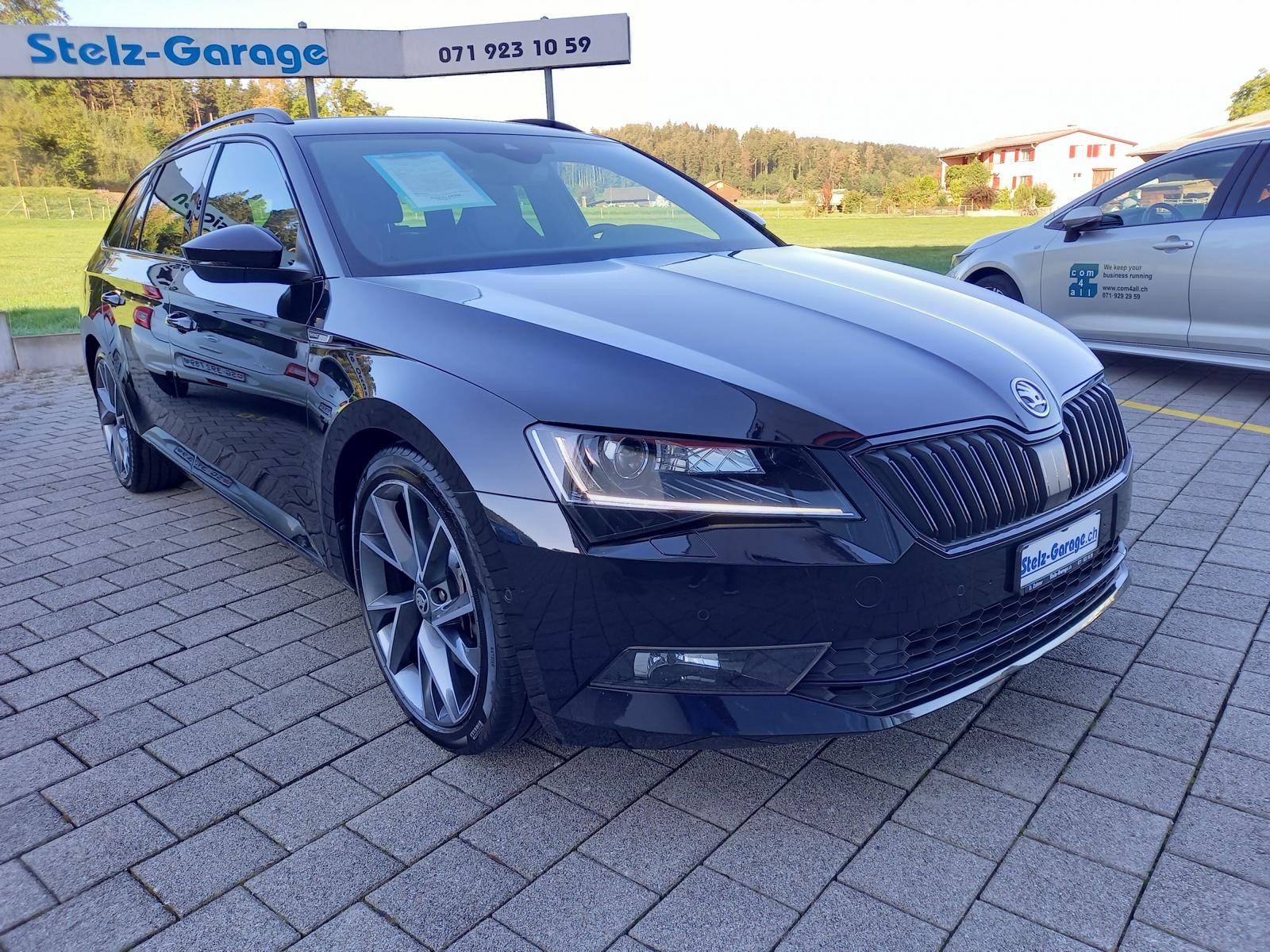 SKODA Superb Combi 2.0 TSI SportLine+ DSG 4x4-image-3