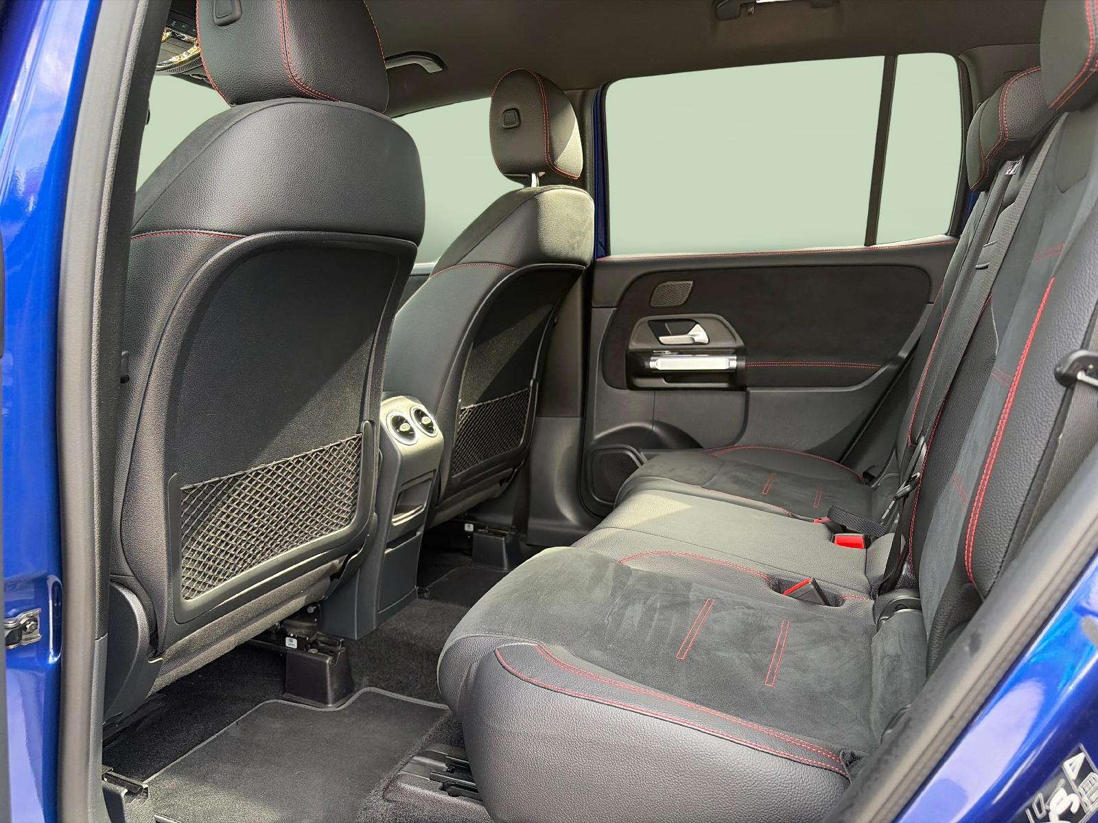 MERCEDES-BENZ GLB 250 AMG Line 4matic-image-12